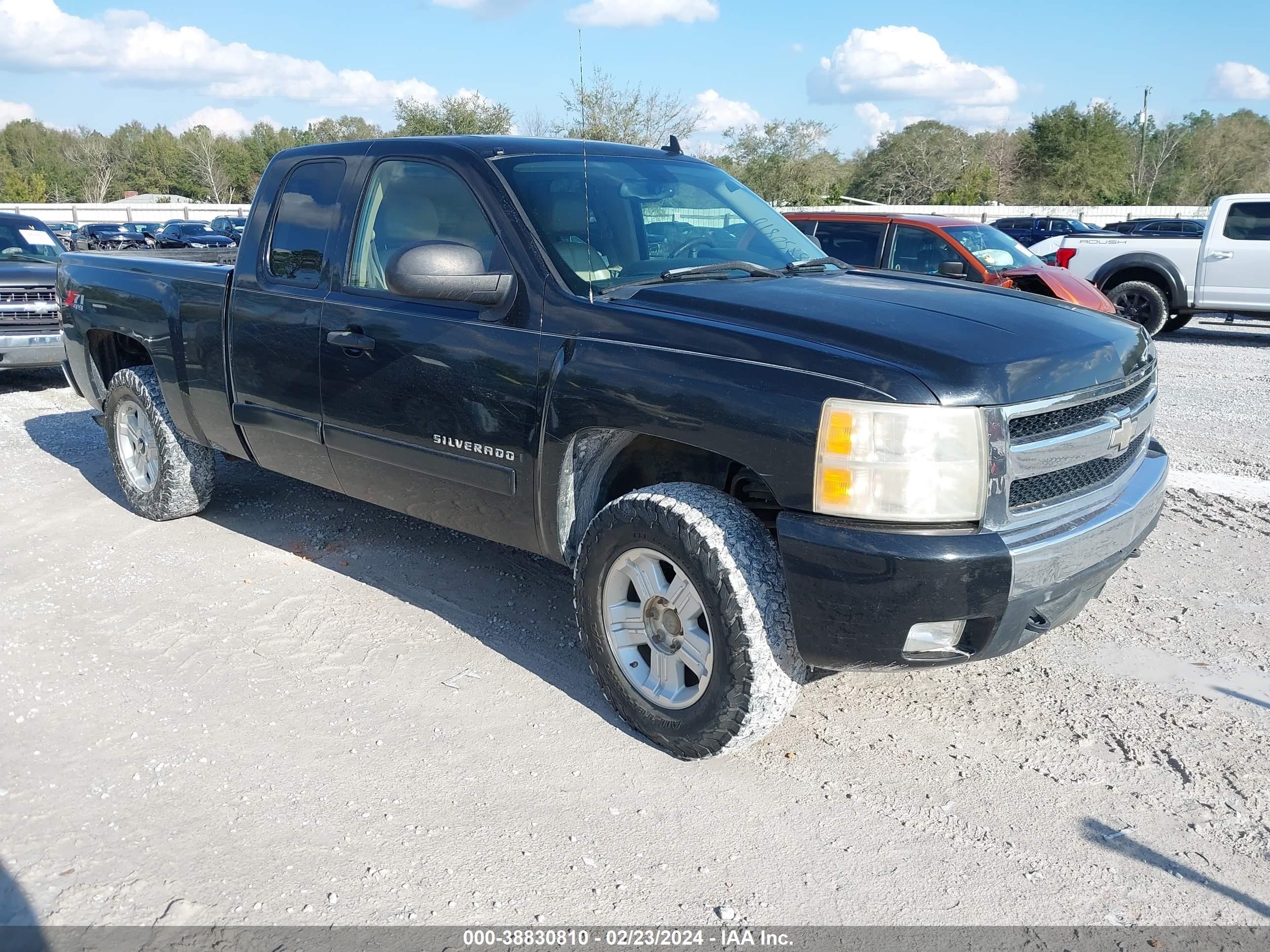 CHEVROLET SILVERADO 2007 1gcek19057z529684