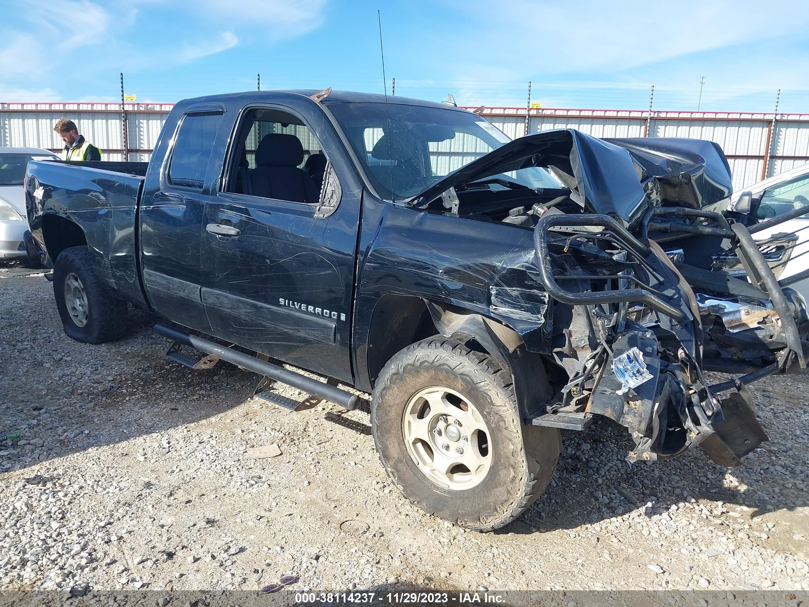 CHEVROLET SILVERADO 2008 1gcek19068z132194