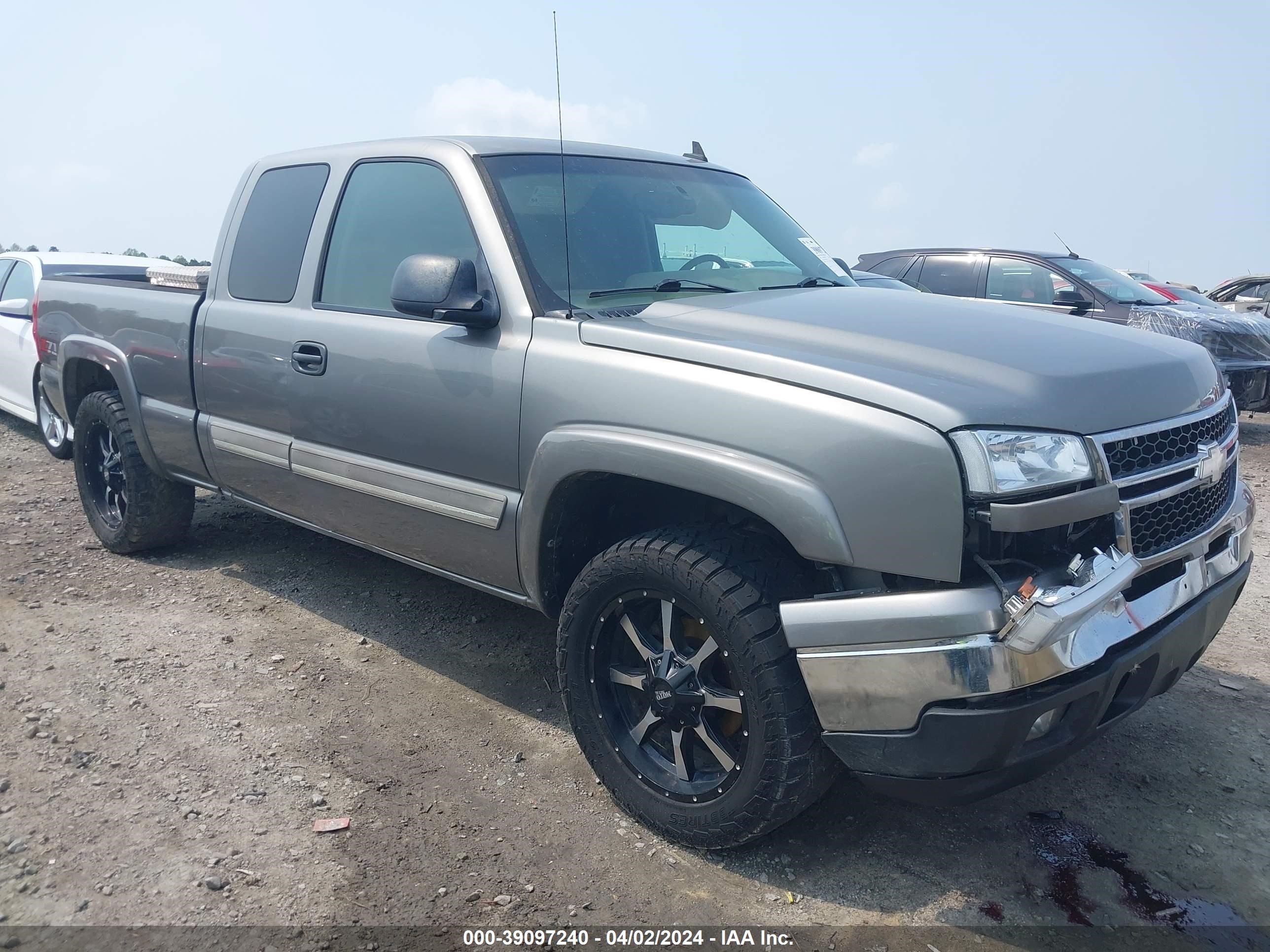 CHEVROLET SILVERADO 2006 1gcek19b06z184824