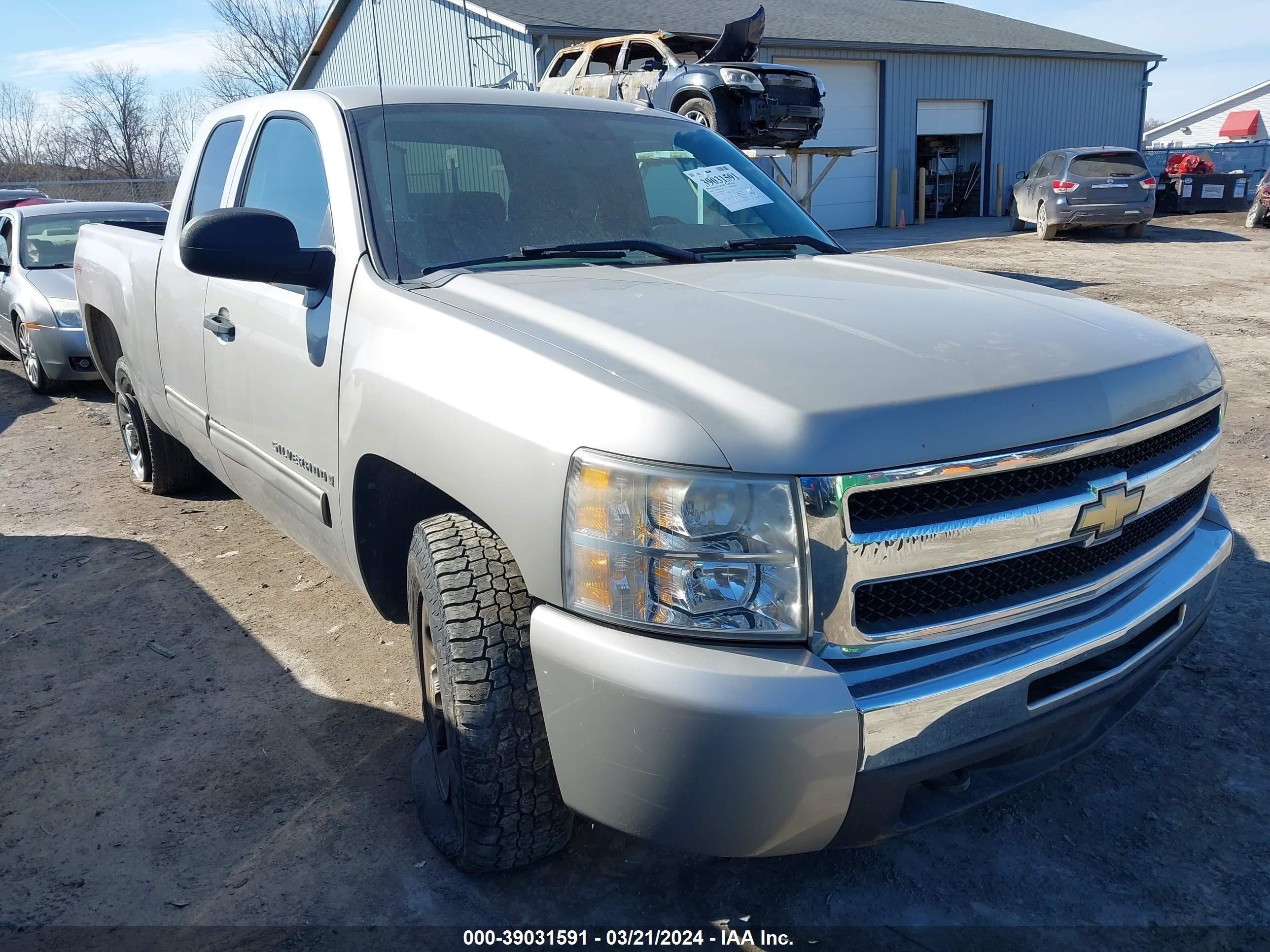 CHEVROLET SILVERADO 2009 1gcek19c09z266761