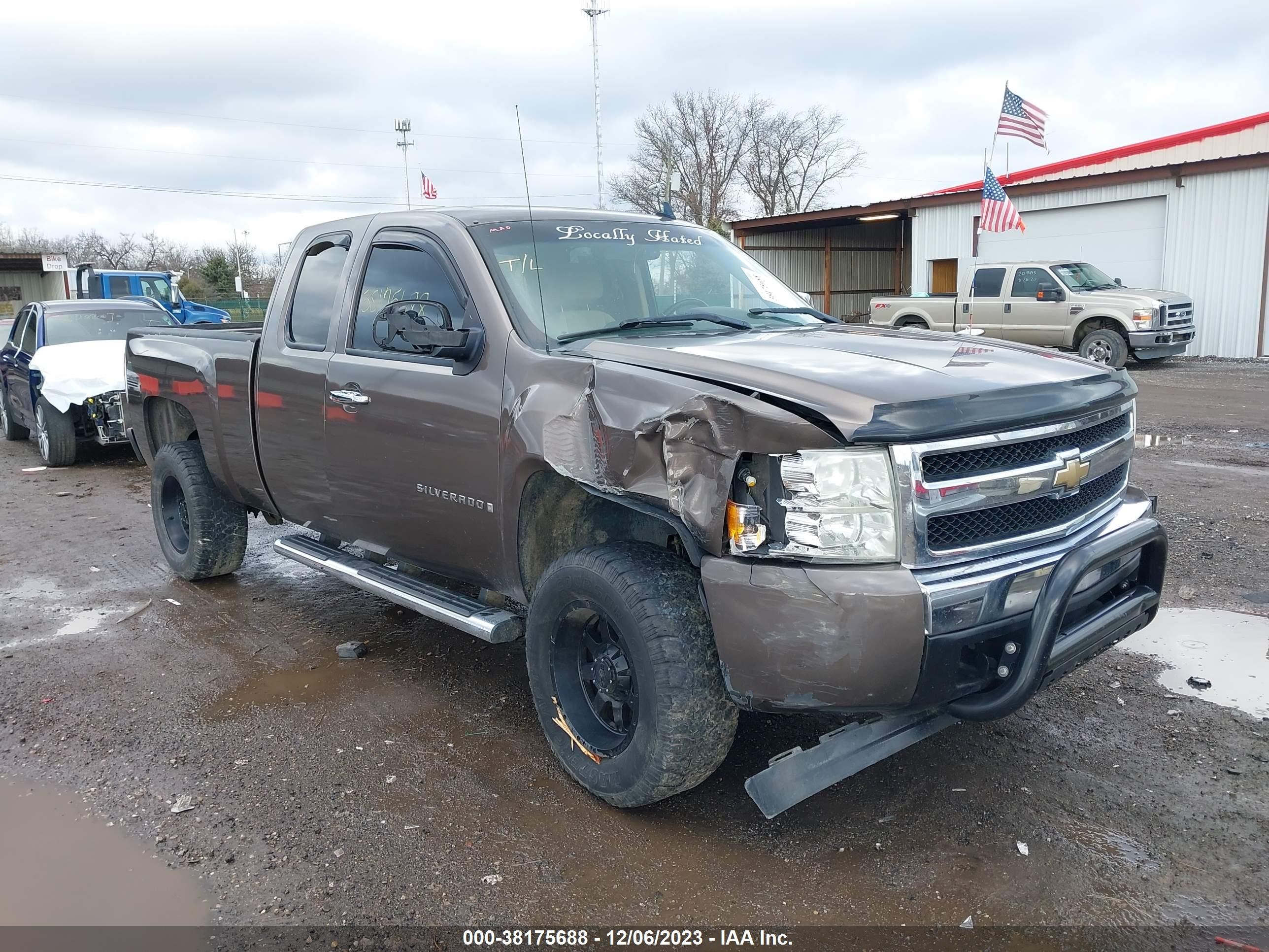 CHEVROLET SILVERADO 2008 1gcek19c18z102479