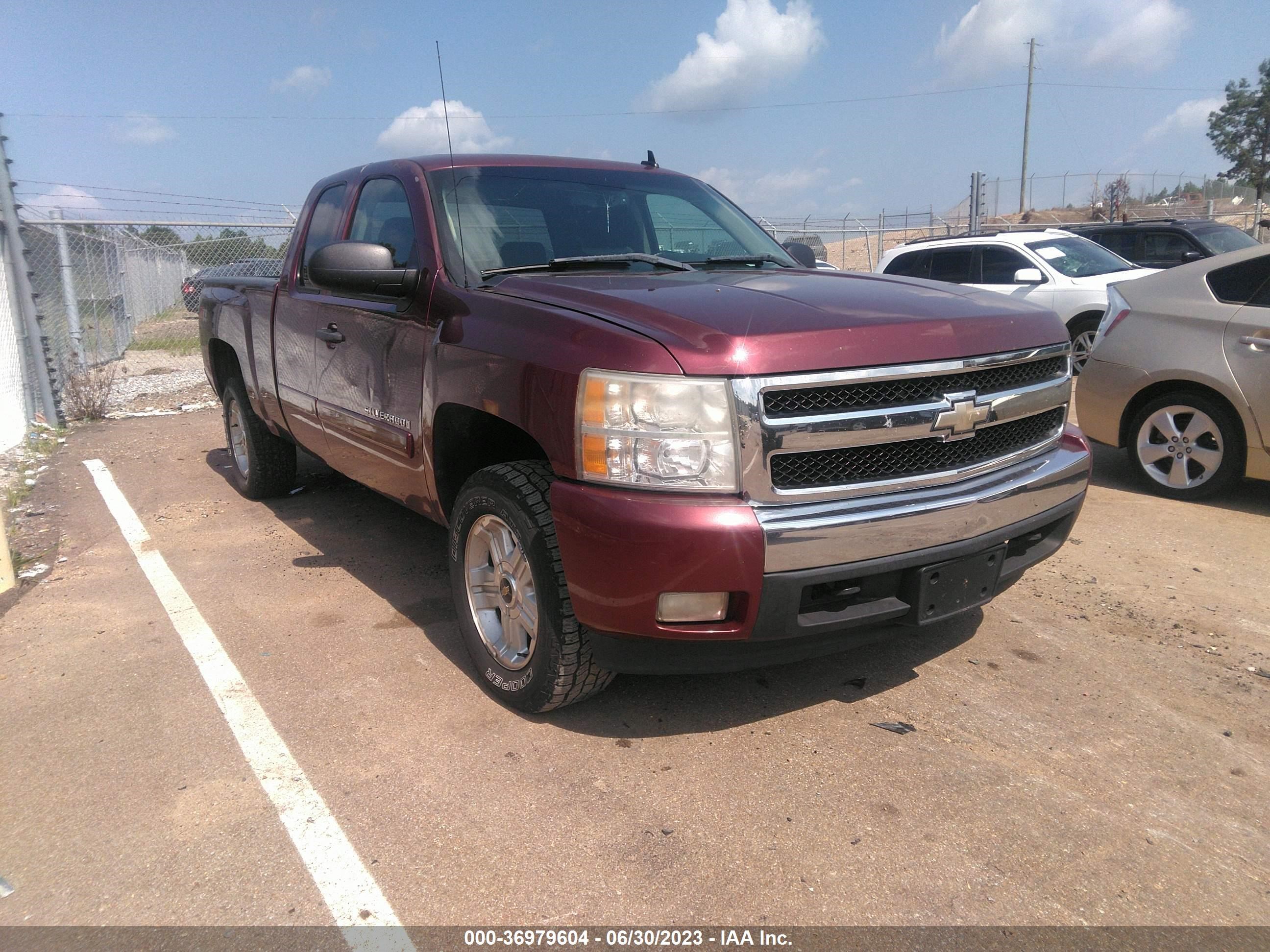 CHEVROLET SILVERADO 2008 1gcek19j68z106705