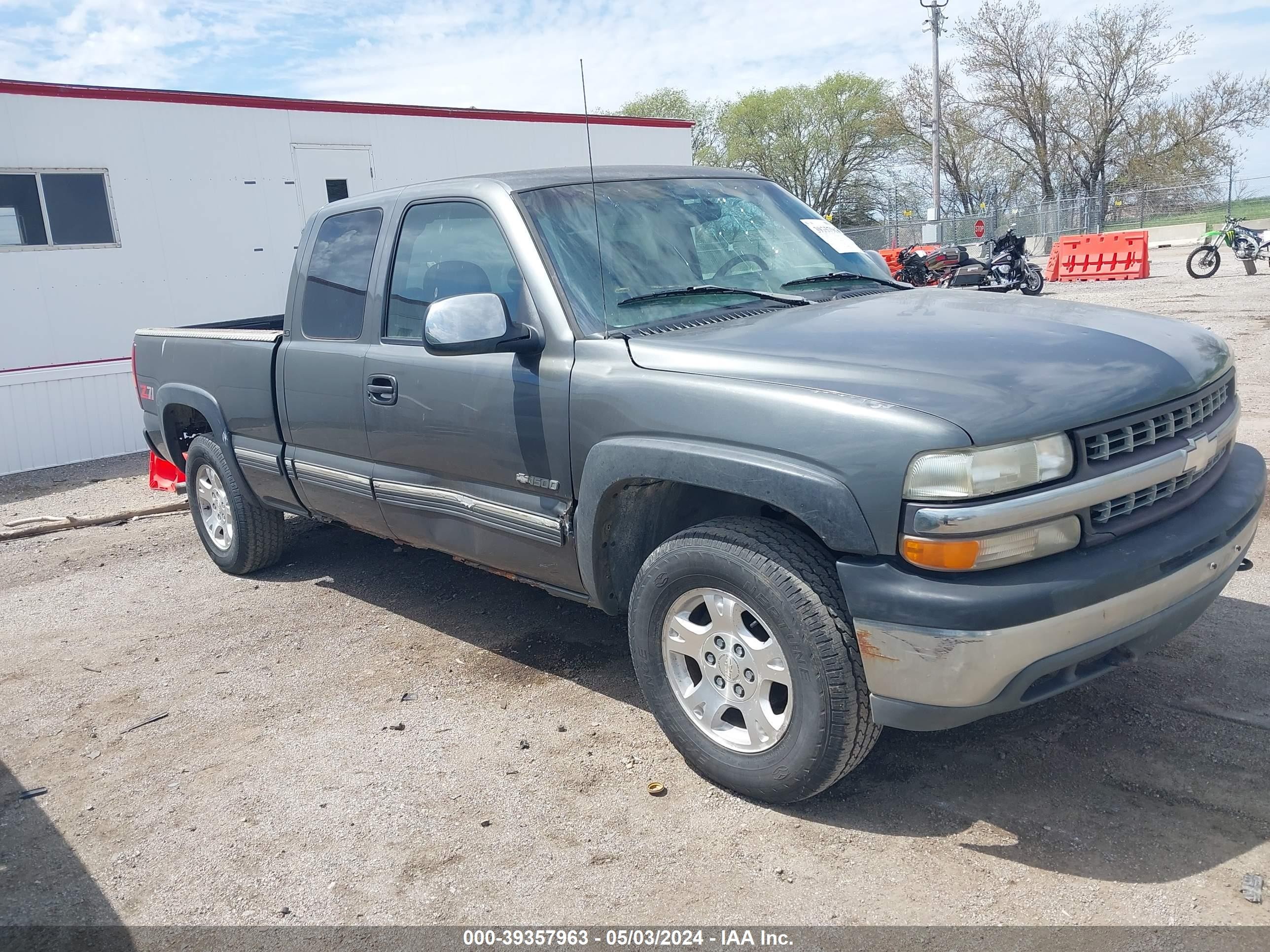 CHEVROLET SILVERADO 1999 1gcek19t0xe140789