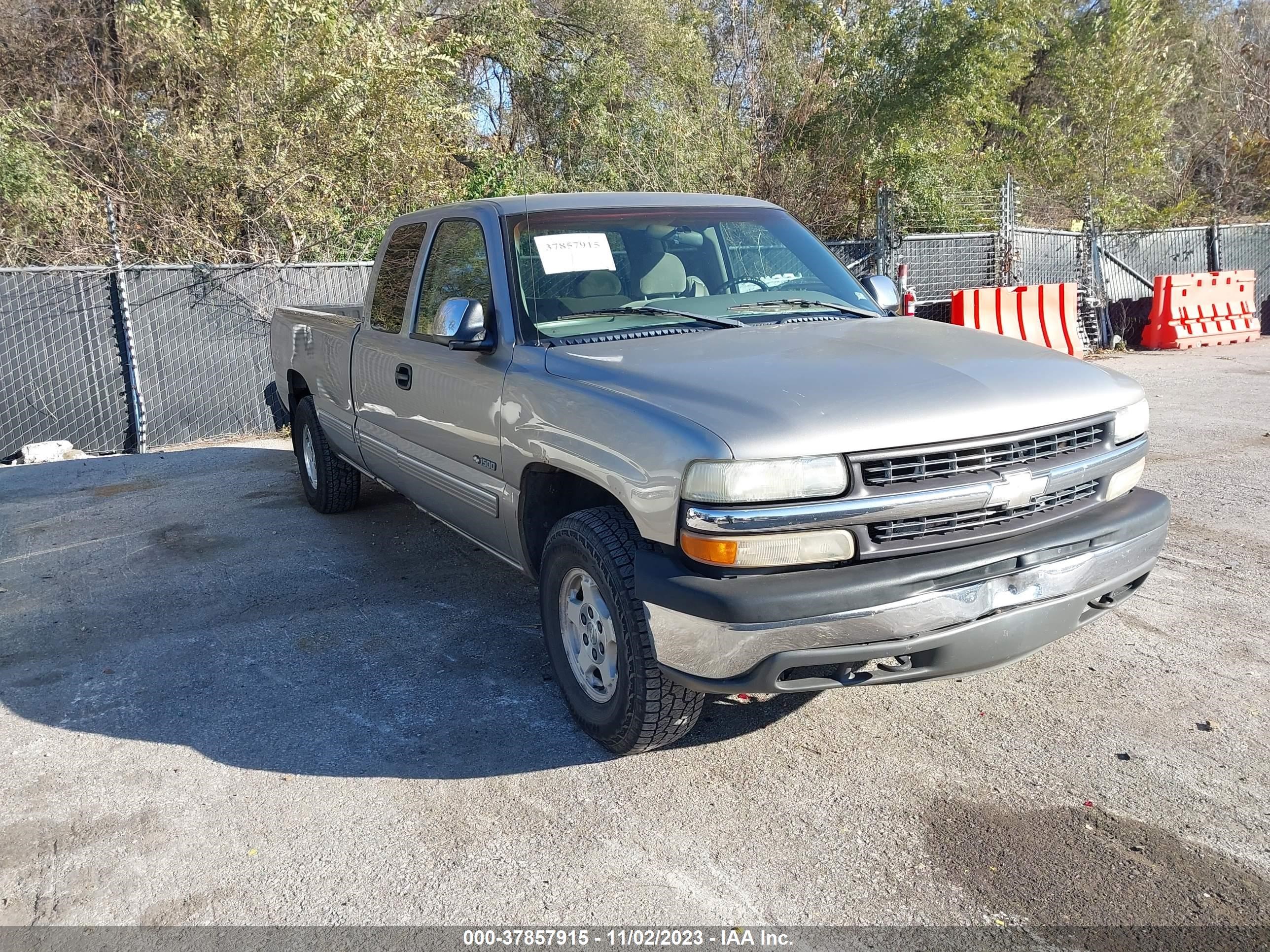 CHEVROLET SILVERADO 2000 1gcek19t1ye303676