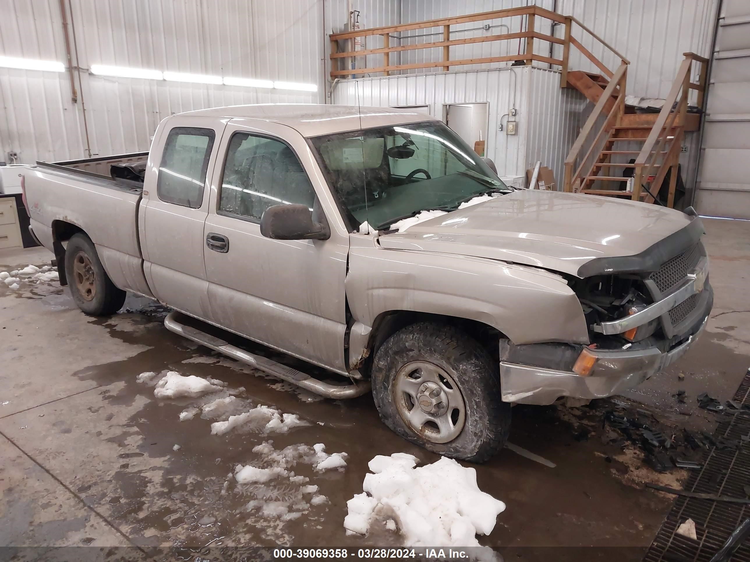 CHEVROLET SILVERADO 2004 1gcek19t24e390126