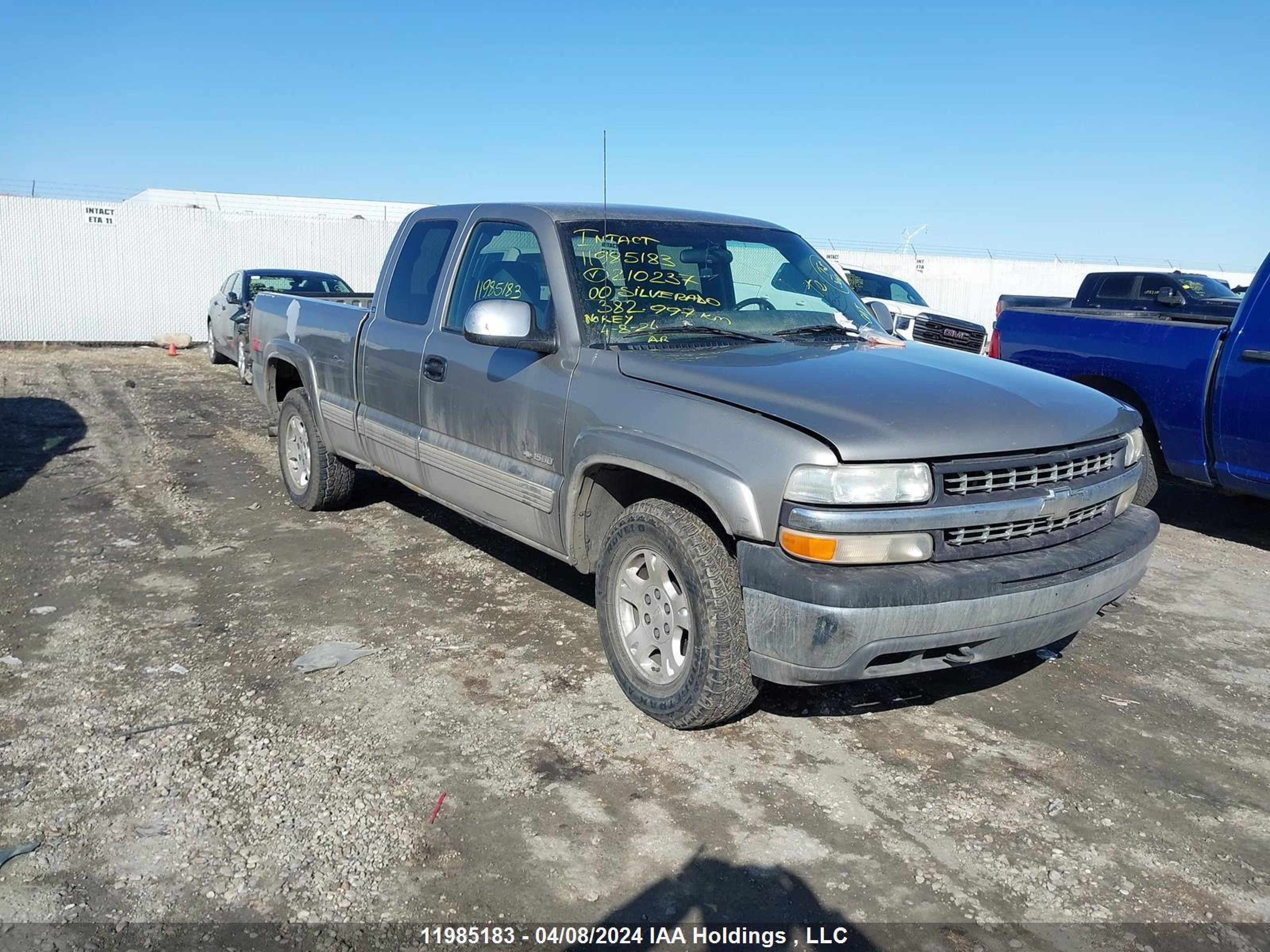 CHEVROLET SILVERADO 2000 1gcek19t2yz210237