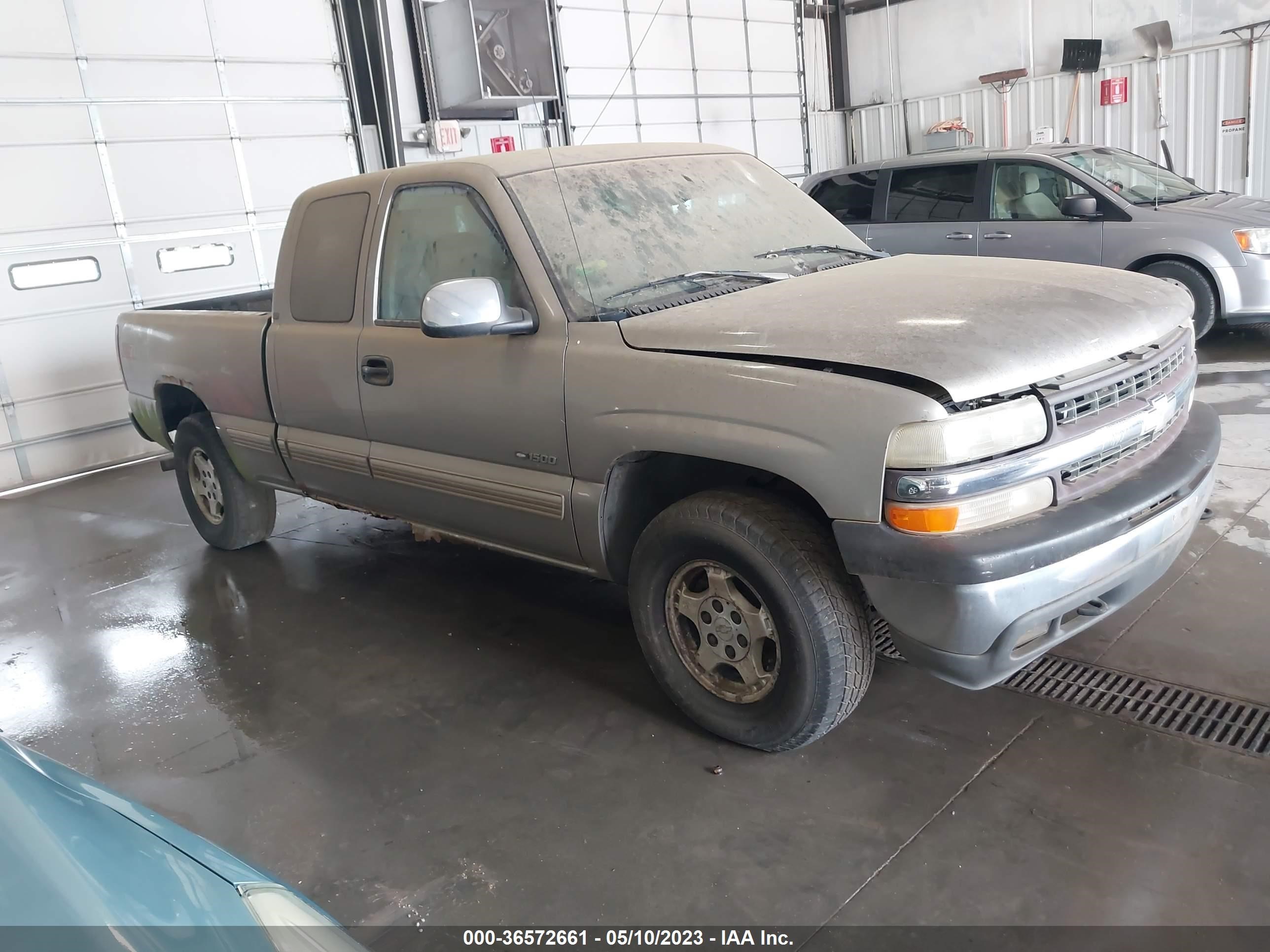 CHEVROLET SILVERADO 1999 1gcek19t5xe141193