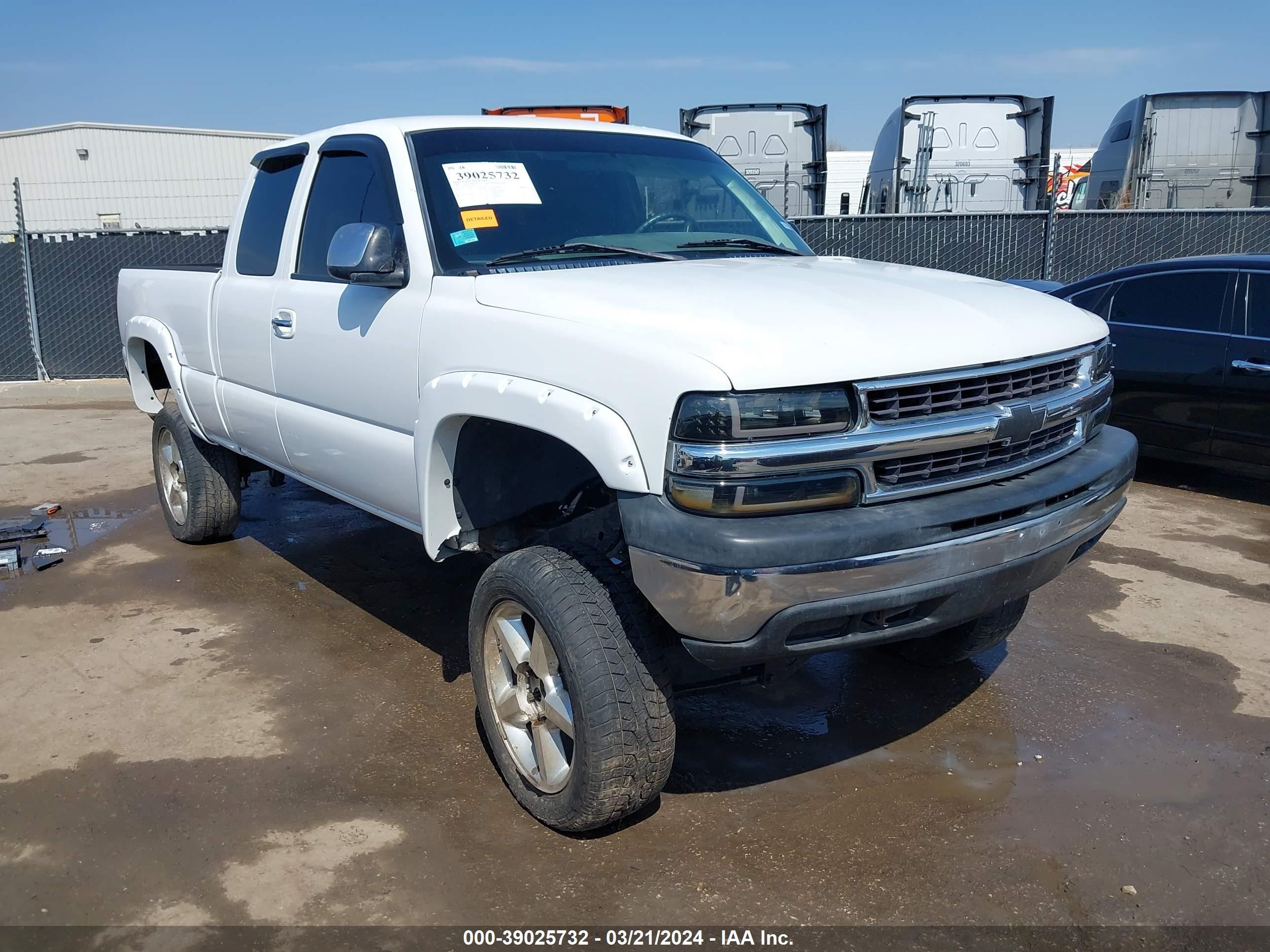 CHEVROLET SILVERADO 2000 1gcek19t6ye132424