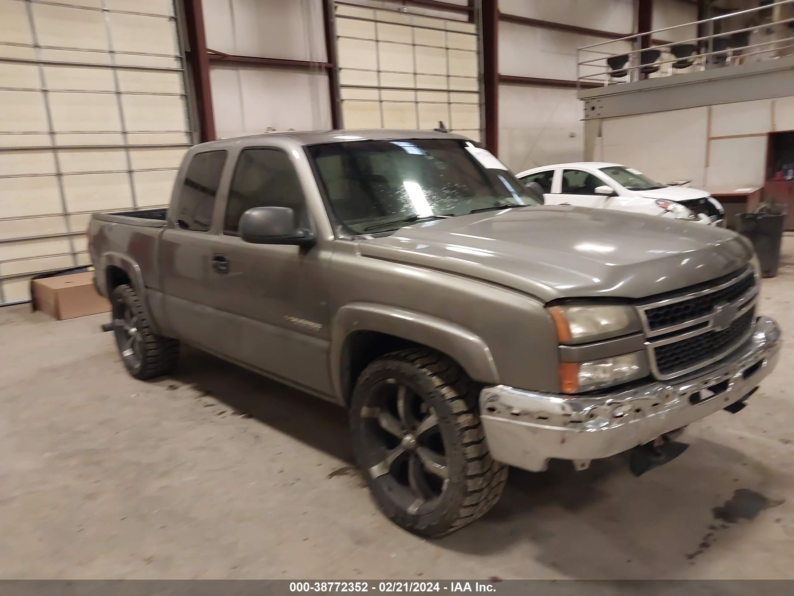 CHEVROLET SILVERADO 2006 1gcek19t76z243571