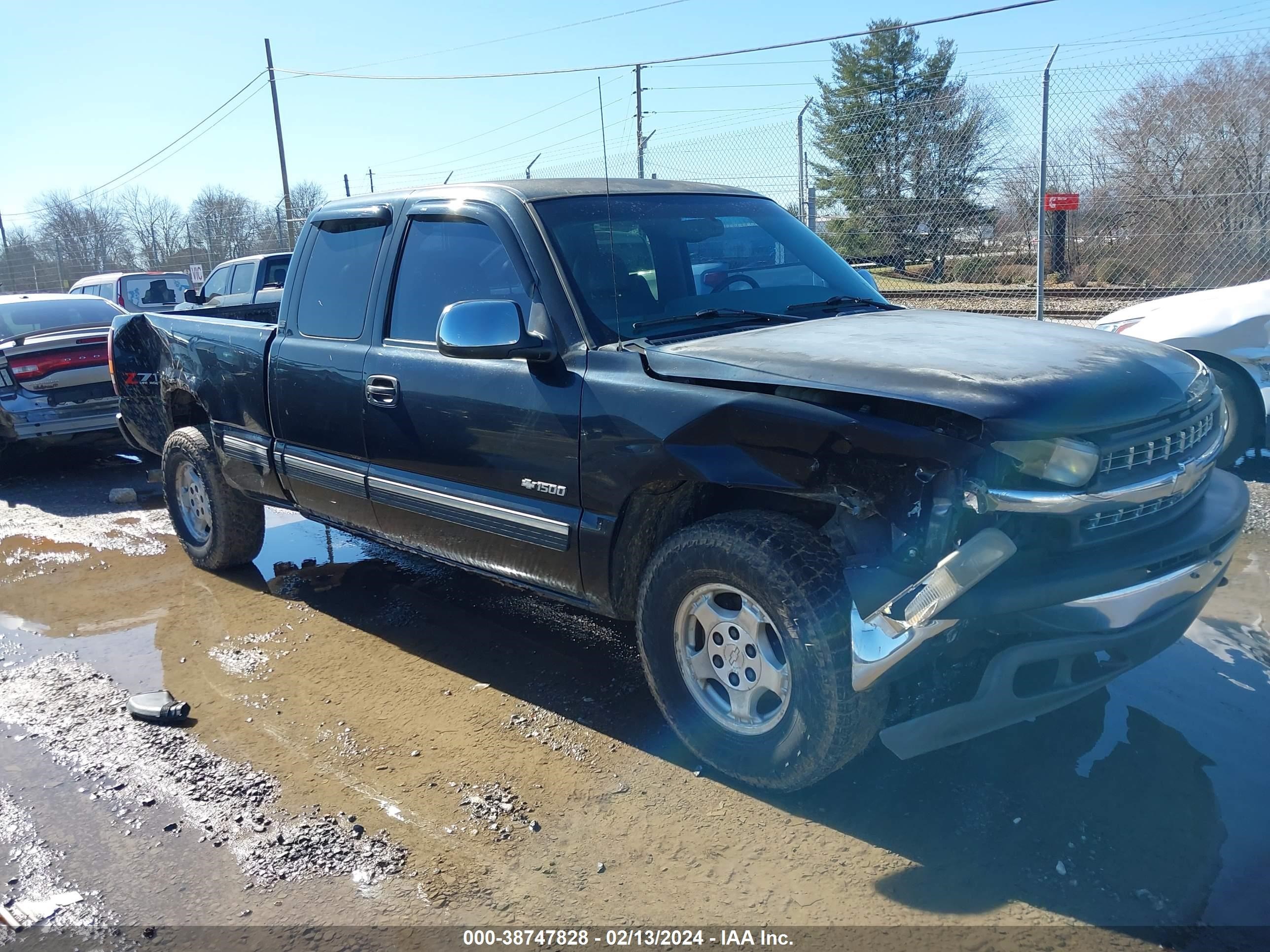 CHEVROLET SILVERADO 2000 1gcek19t8yz359445