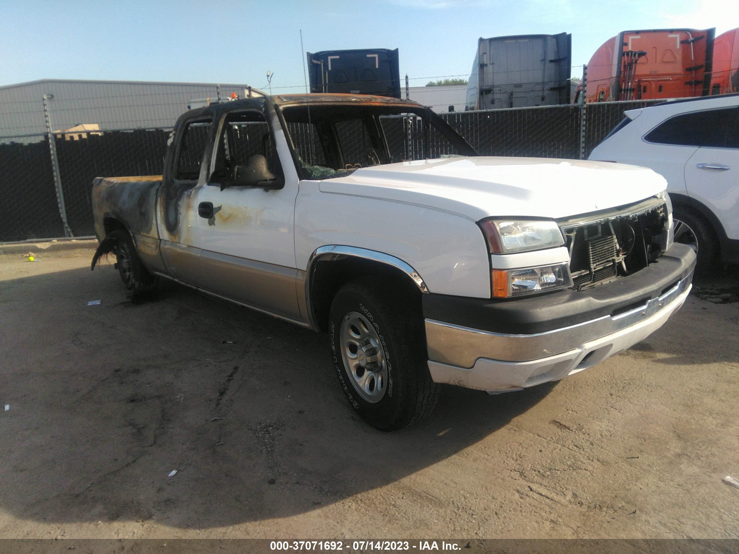 CHEVROLET SILVERADO 2007 1gcek19z57e116721