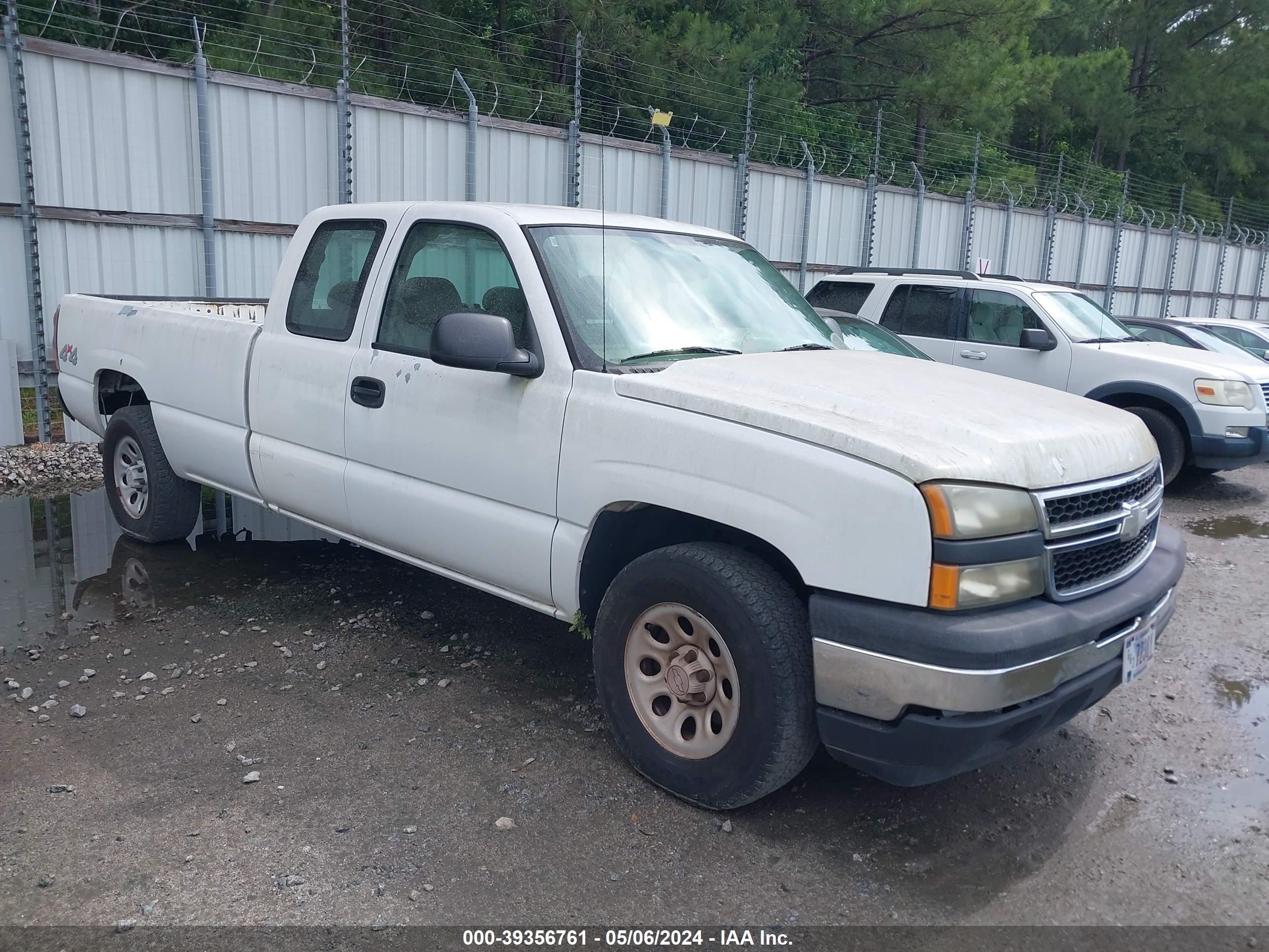 CHEVROLET SILVERADO 2006 1gcek19z96e253823