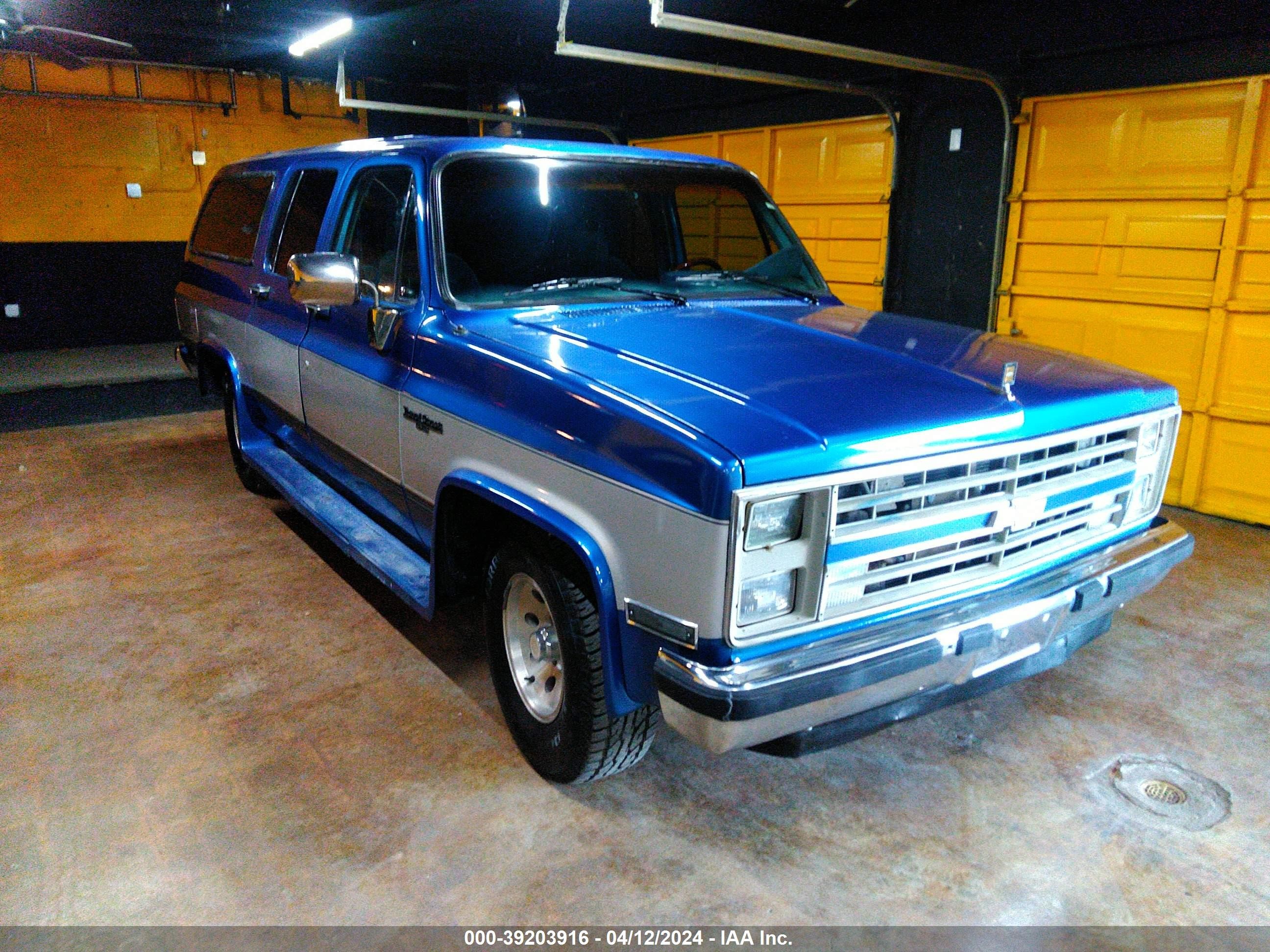 CHEVROLET SUBURBAN 1988 1gcer16k5jf112446