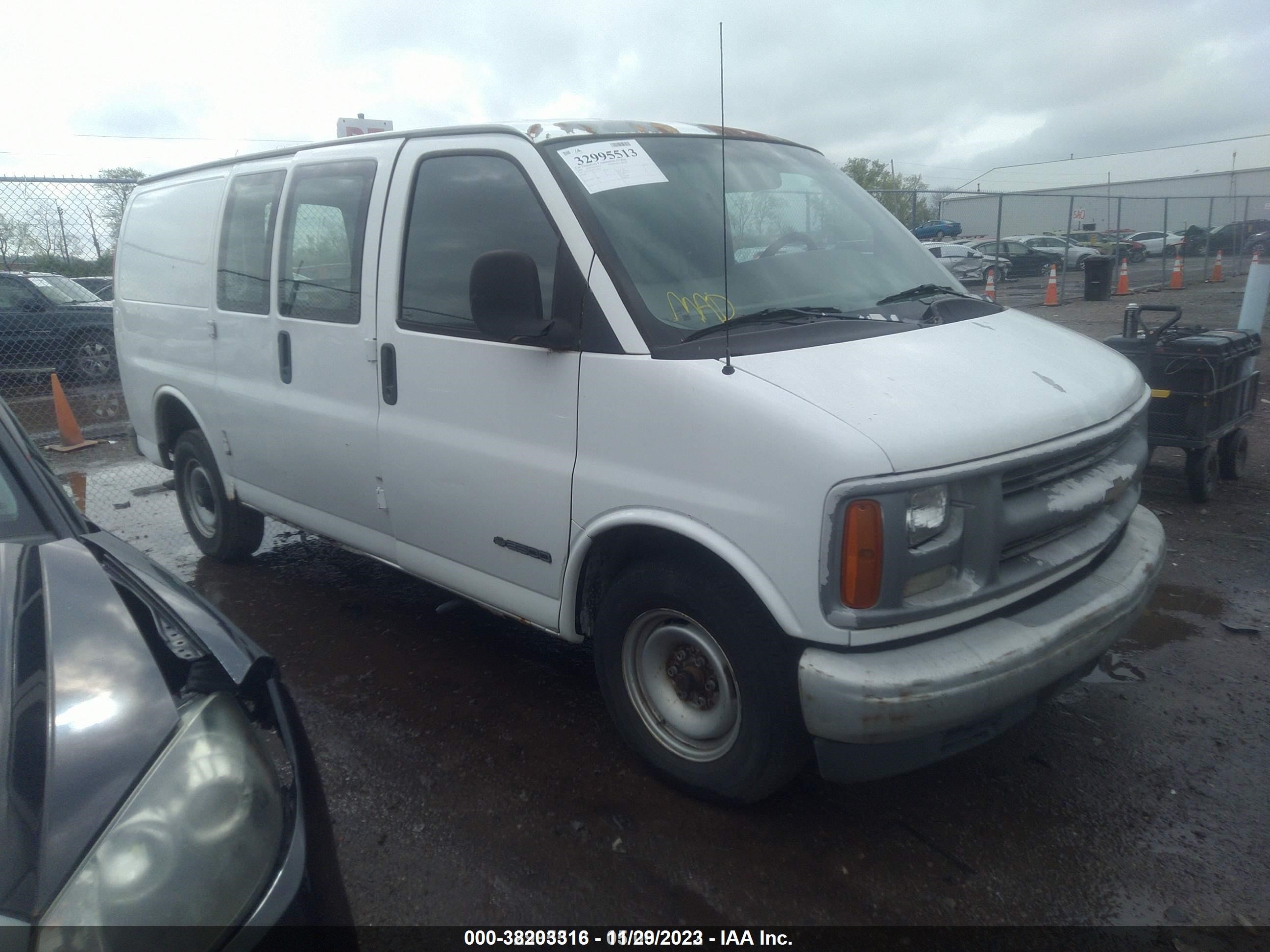 CHEVROLET EXPRESS 2000 1gcfg25m8y1222045