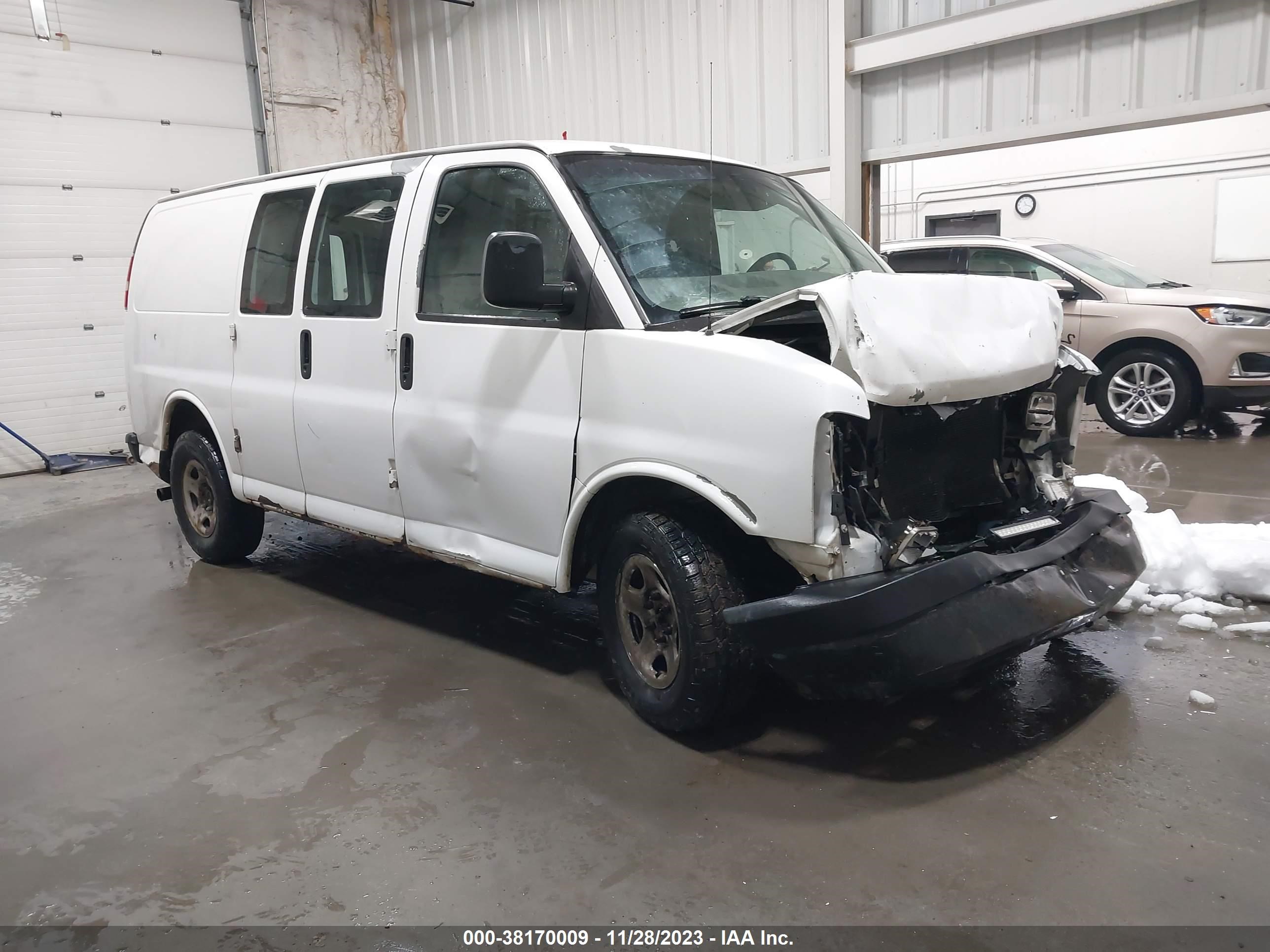 CHEVROLET EXPRESS 2005 1gcfh15t451182086