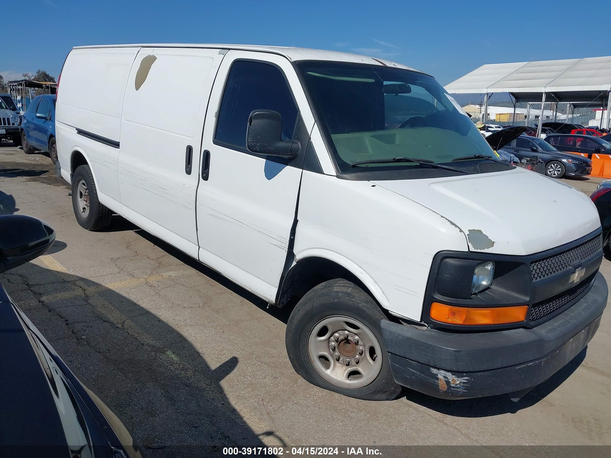 CHEVROLET EXPRESS 2008 1gcgg29cx81167278