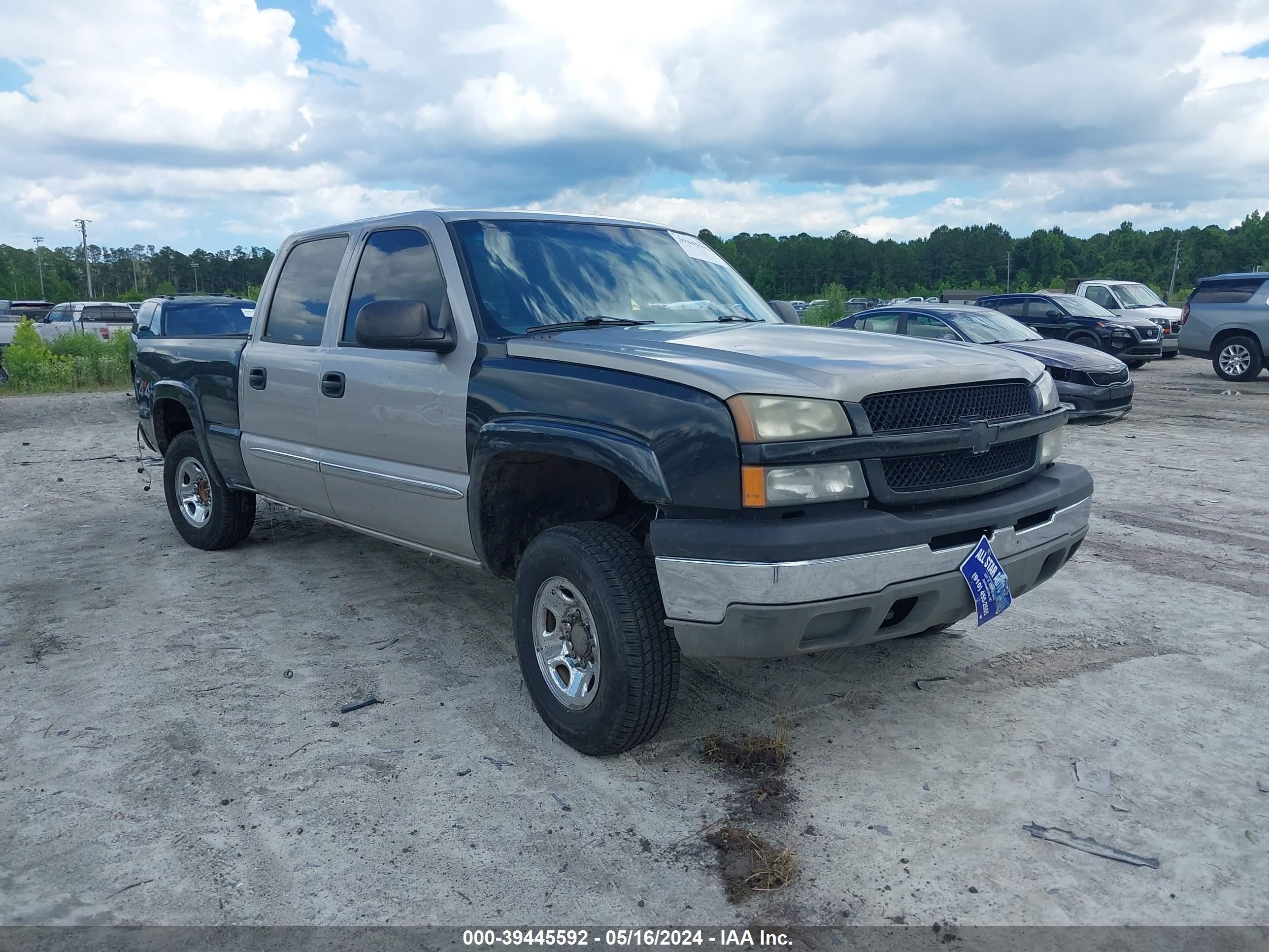 CHEVROLET SILVERADO 2003 1gcgk13u83f196753