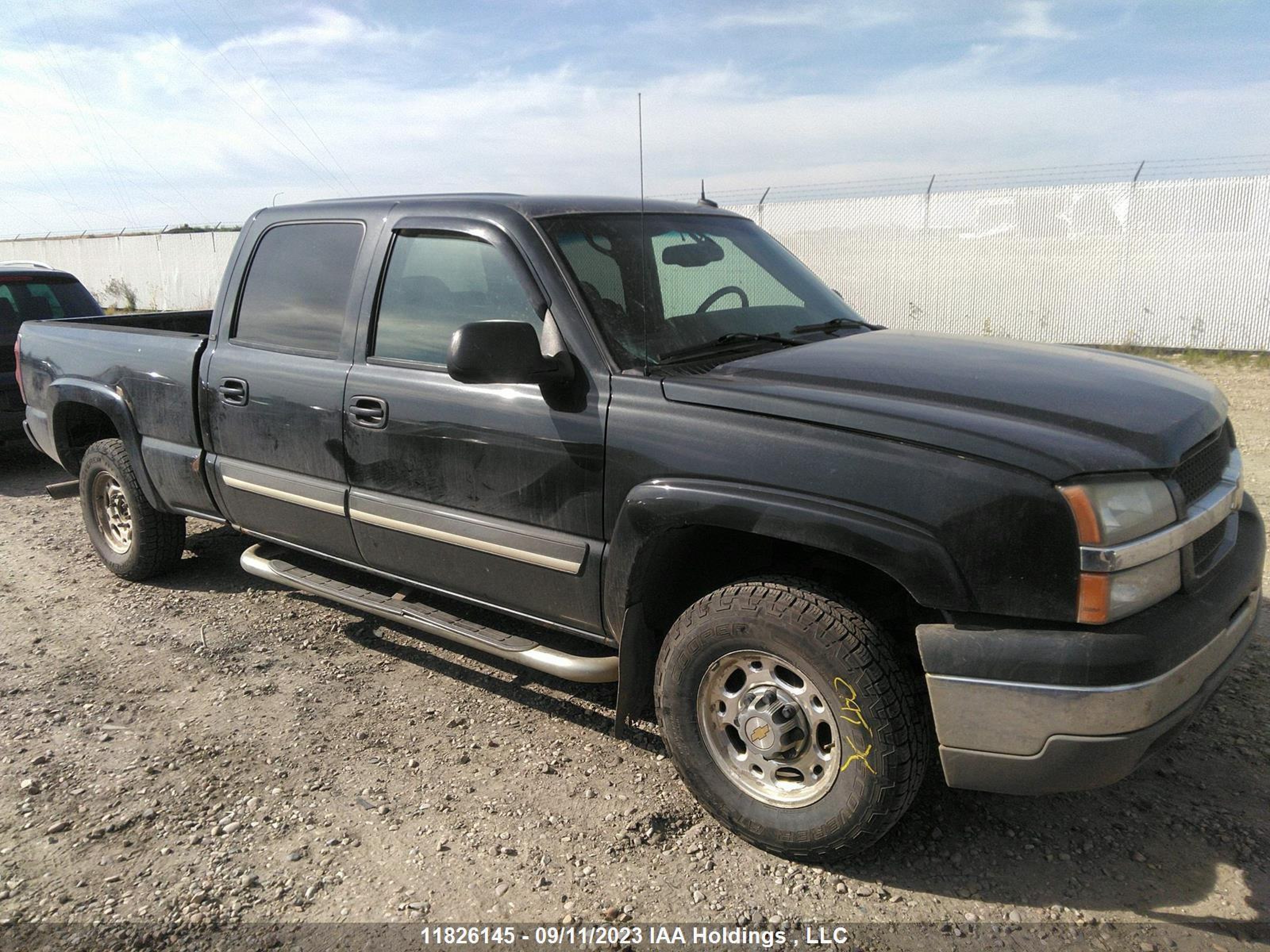 CHEVROLET SILVERADO 2004 1gcgk23u04f133685