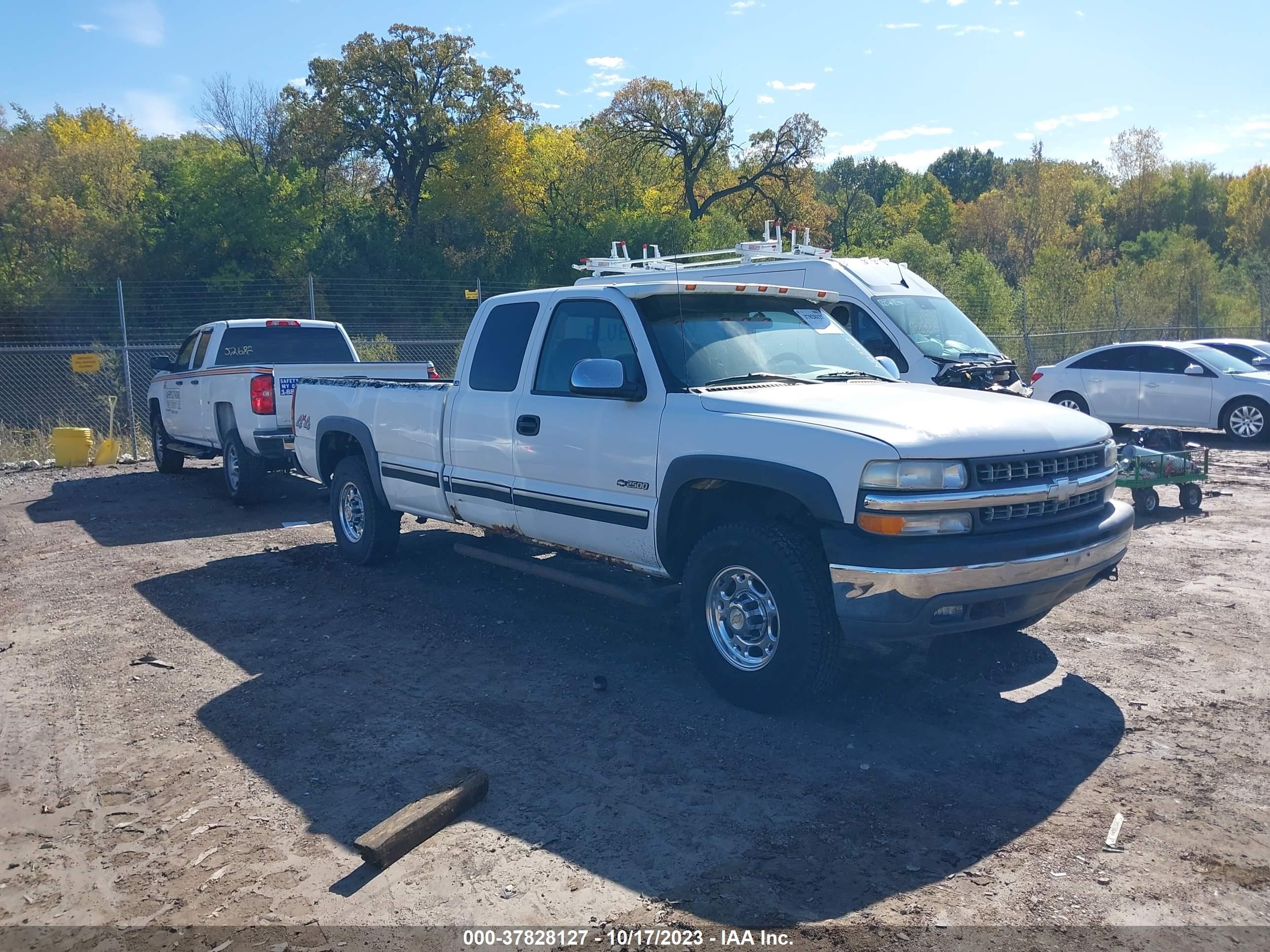 CHEVROLET SILVERADO 2000 1gcgk29u9ye211982