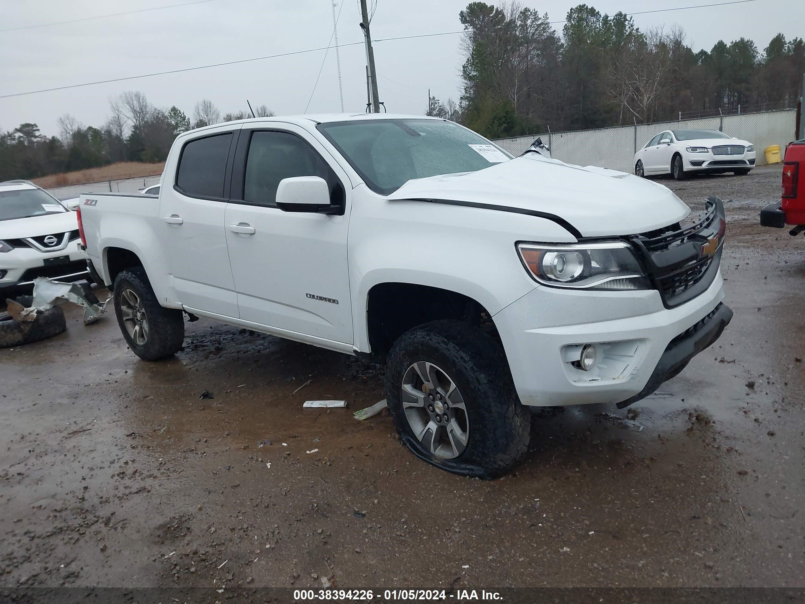 CHEVROLET COLORADO 2019 1gcgtden1k1303447