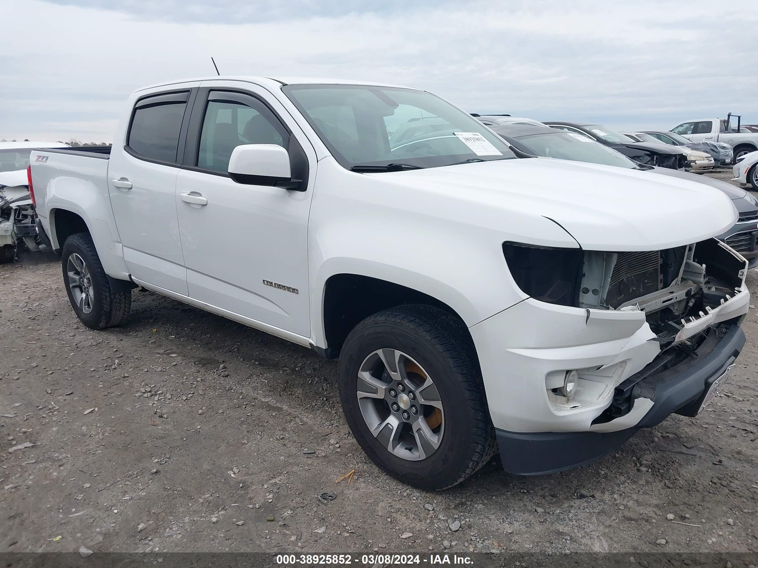 CHEVROLET COLORADO 2018 1gcgtden5j1242361