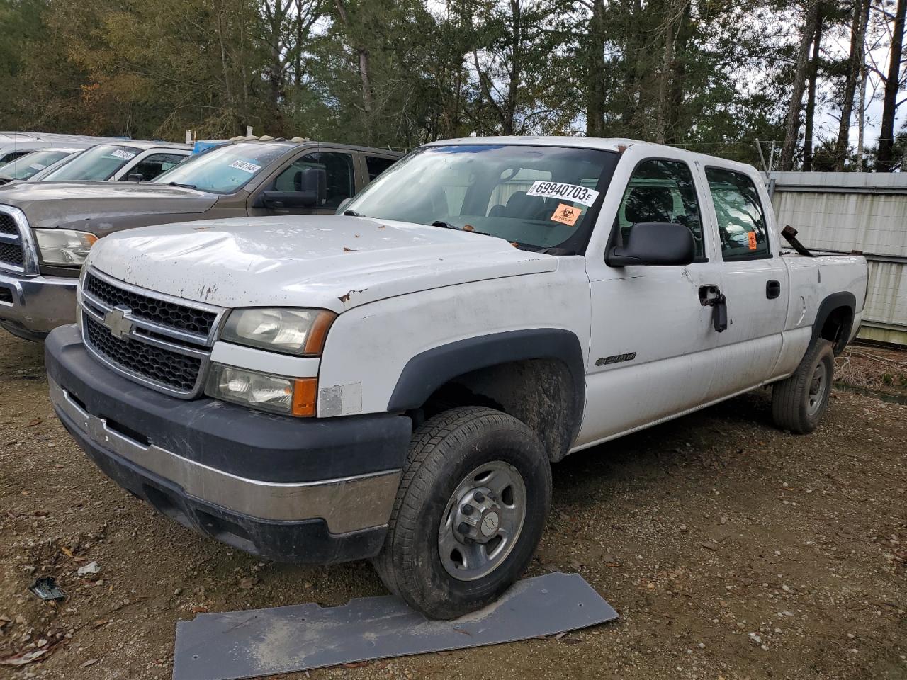 CHEVROLET SILVERADO 2006 1gchc23u06f183376