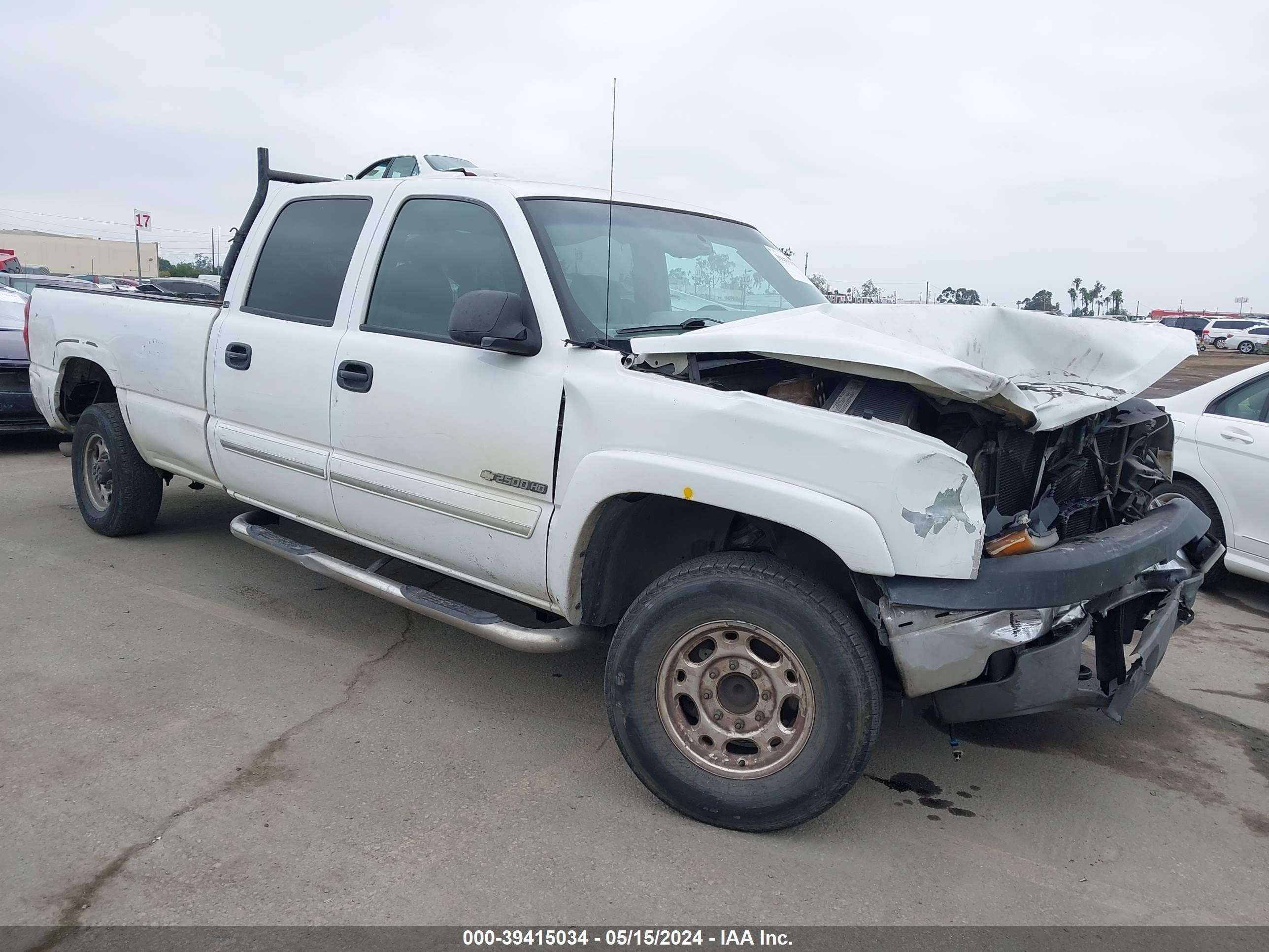 CHEVROLET SILVERADO 2004 1gchc23u54f181149