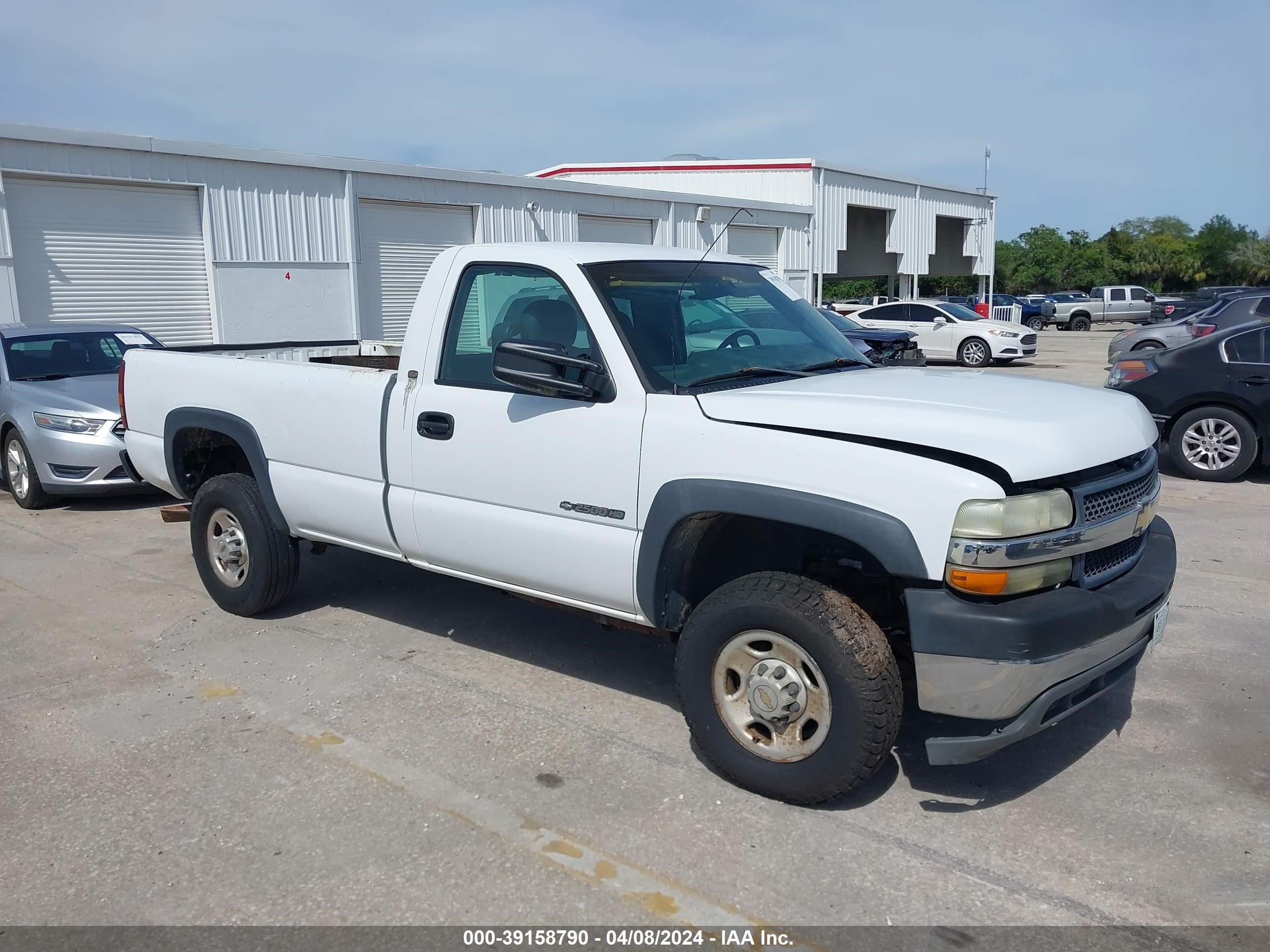 CHEVROLET SILVERADO 2001 1gchc24g11e260196