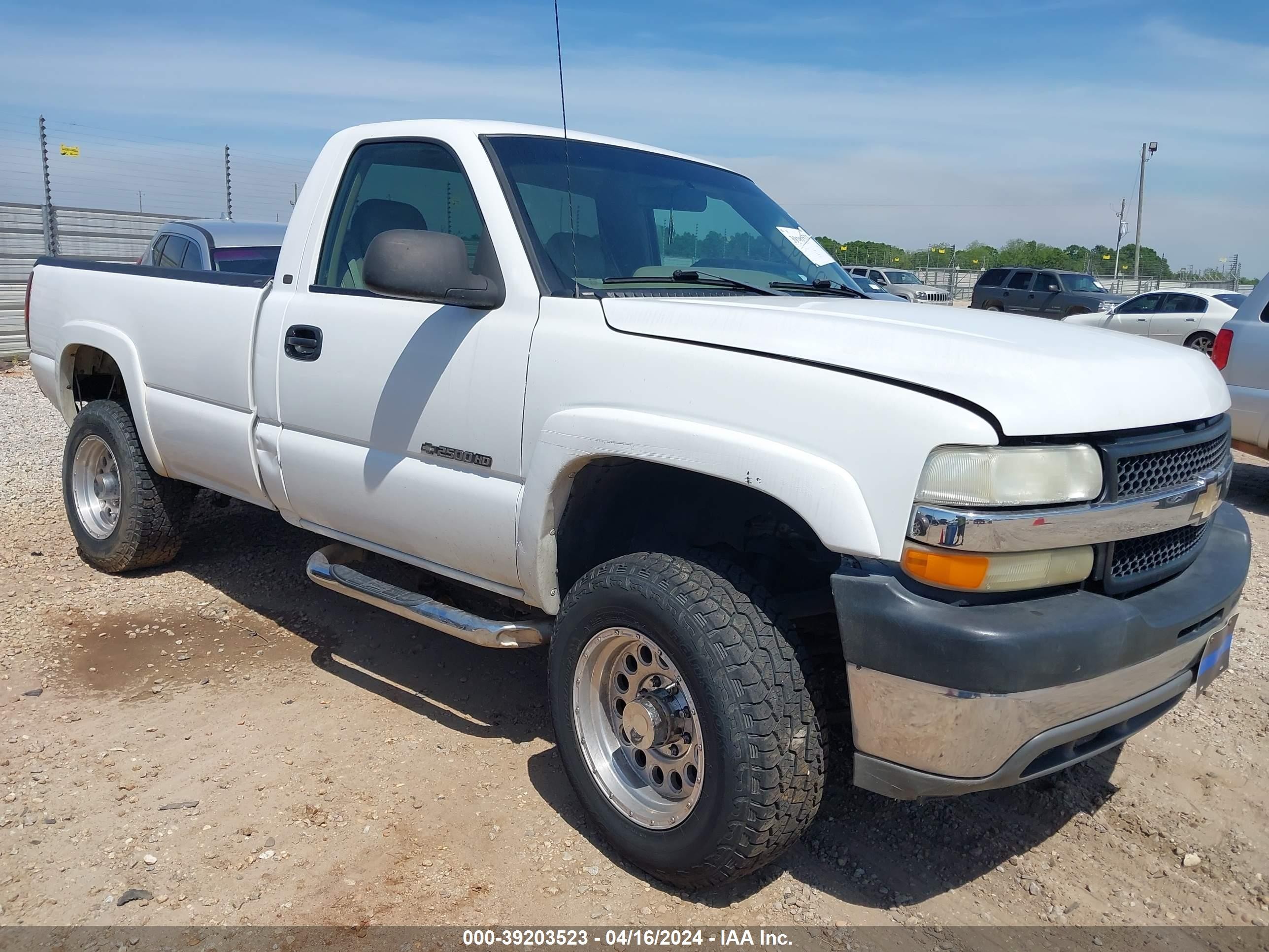 CHEVROLET SILVERADO 2002 1gchc24g32e125576