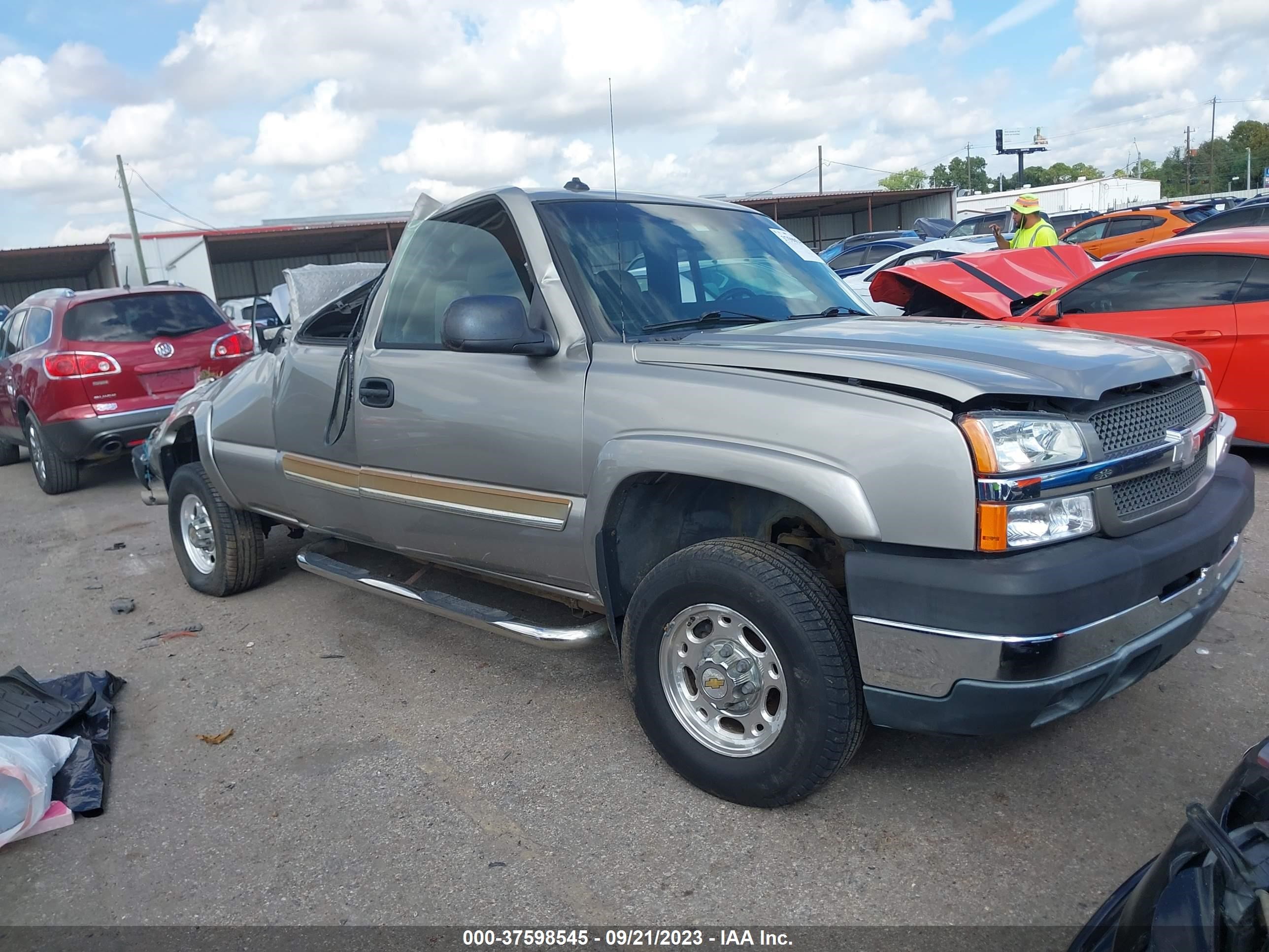 CHEVROLET SILVERADO 2003 1gchc29123e341991