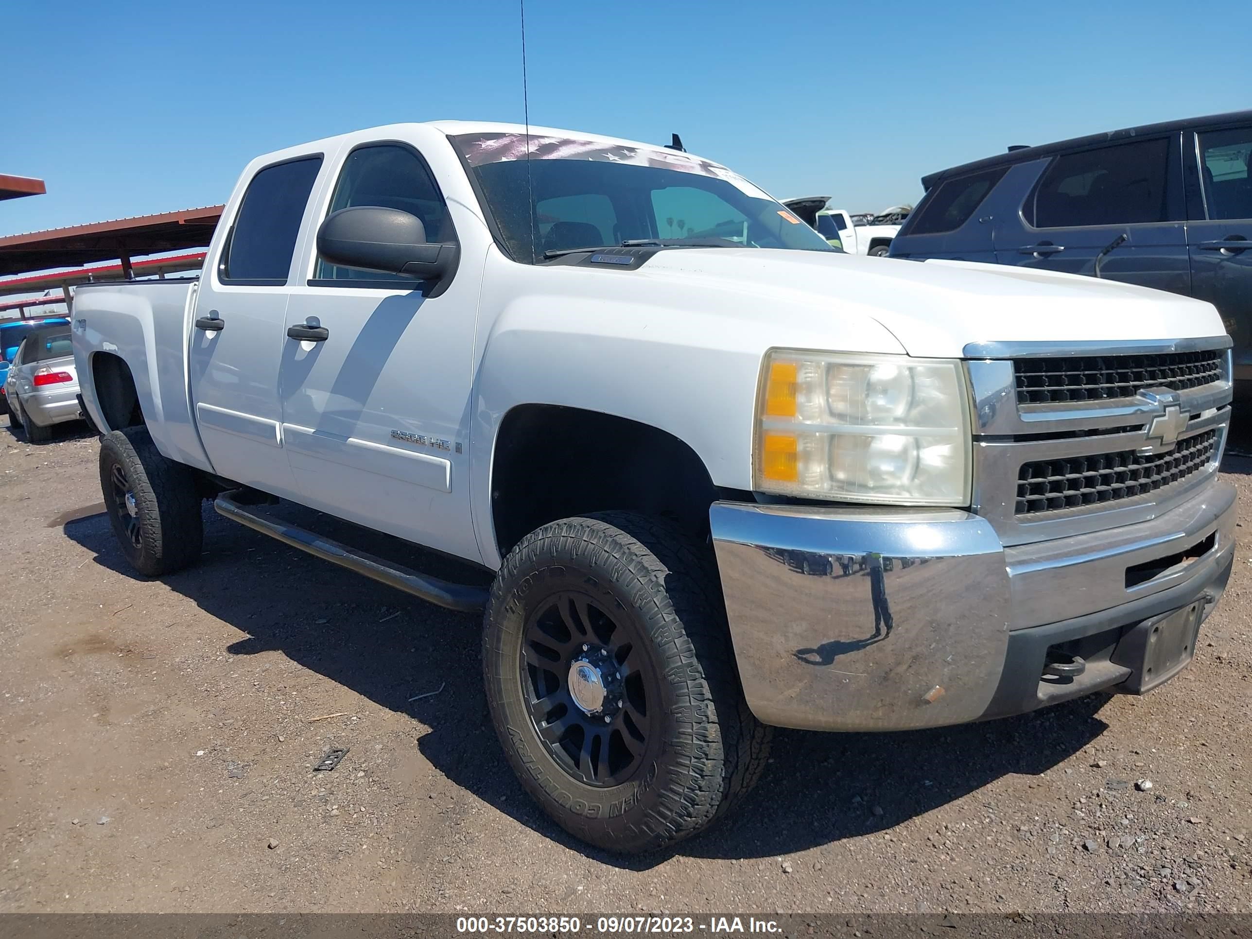 CHEVROLET SILVERADO 2008 1gchk23k18f106147