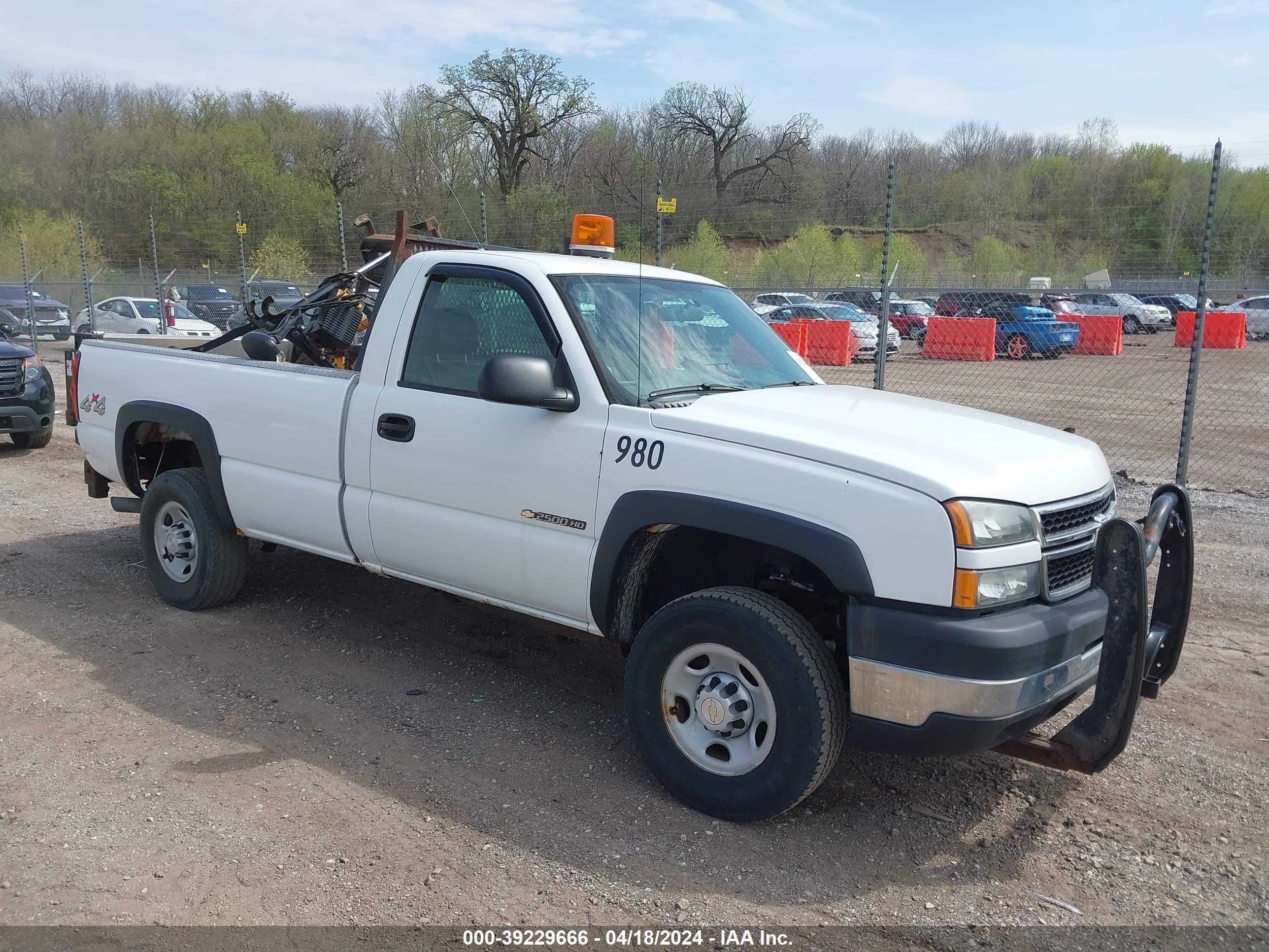 CHEVROLET SILVERADO 2006 1gchk24u46e269023