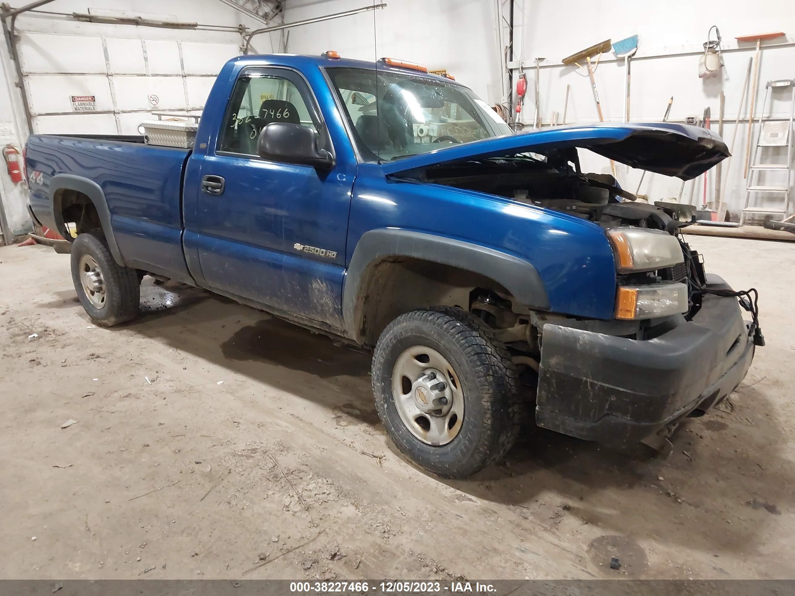 CHEVROLET SILVERADO 2004 1gchk24u84e132888