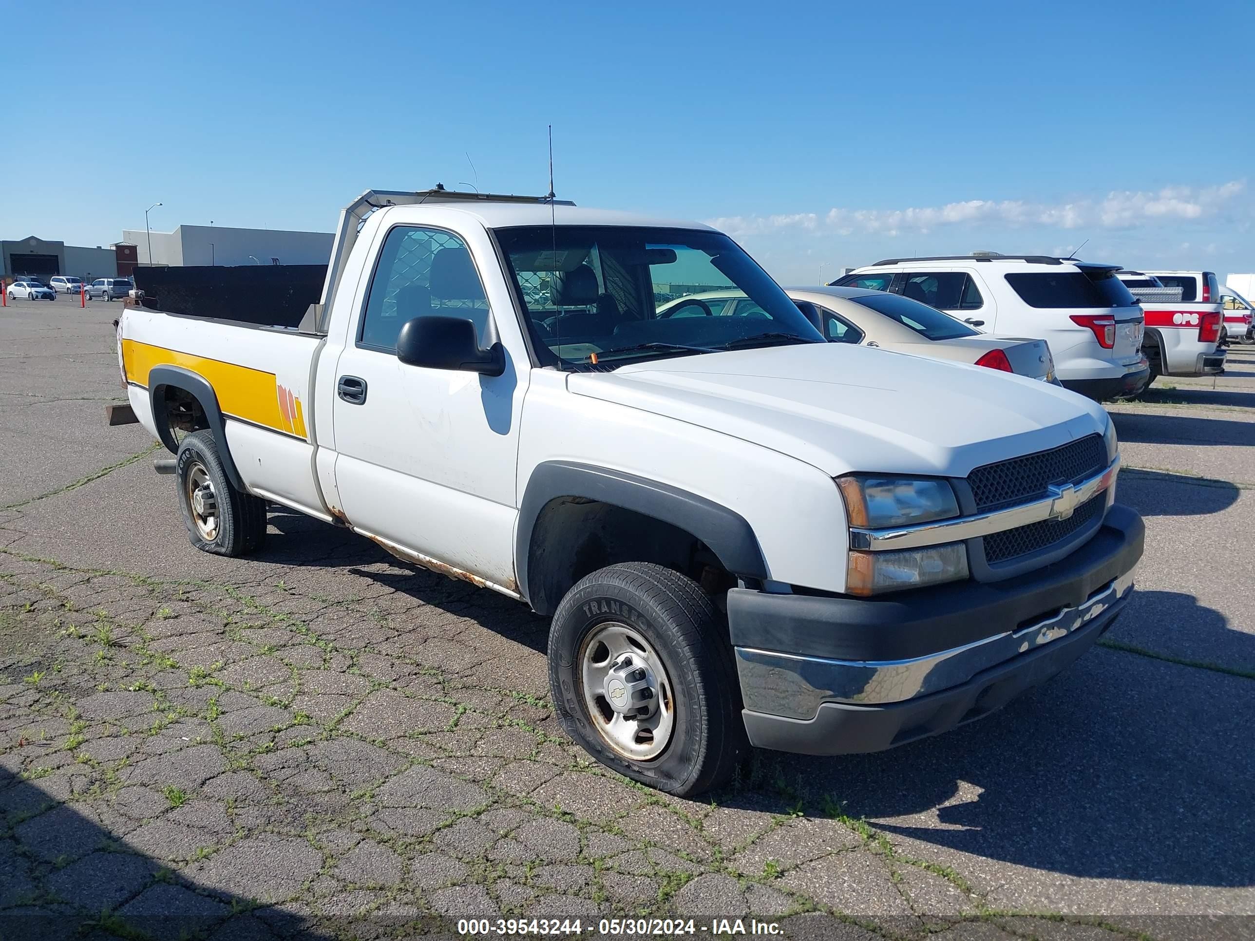 CHEVROLET SILVERADO 2004 1gchk24u84e339913