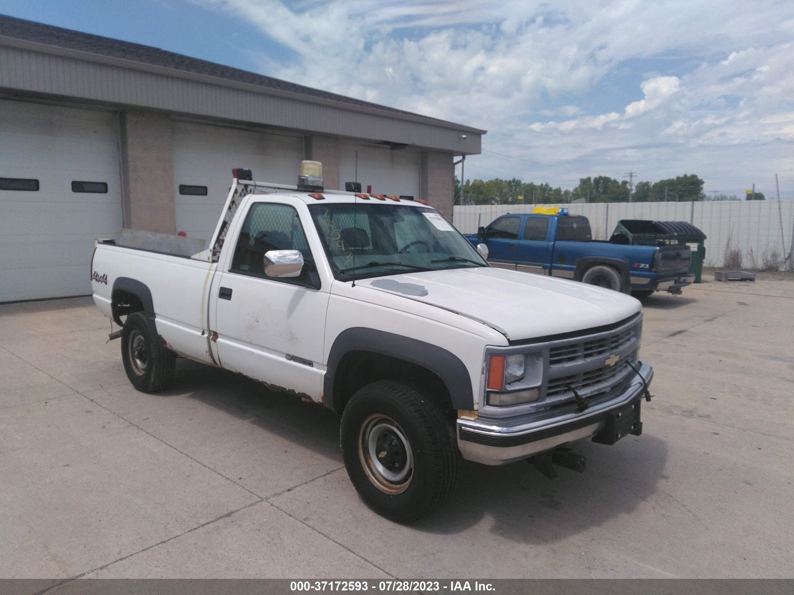 CHEVROLET C/K 2000 1gchk34r7yf427627