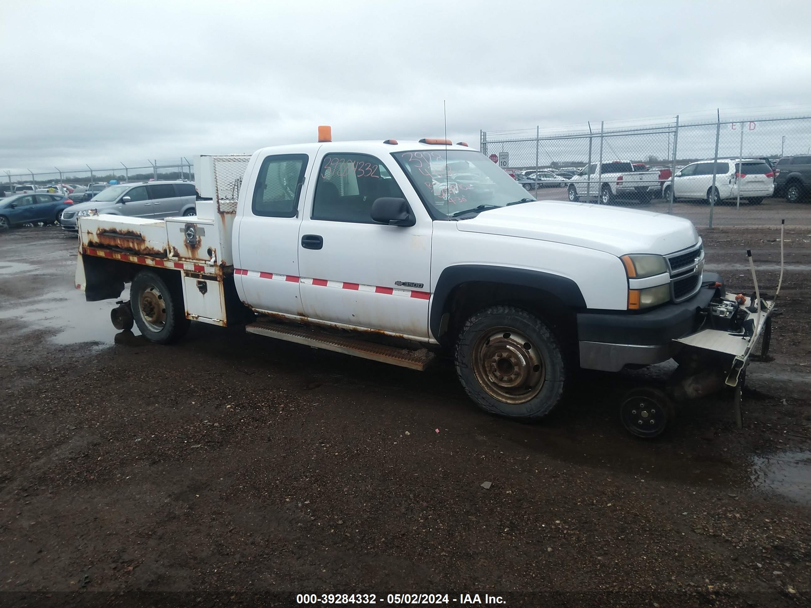 CHEVROLET SILVERADO 2006 1gchk39u36e159269