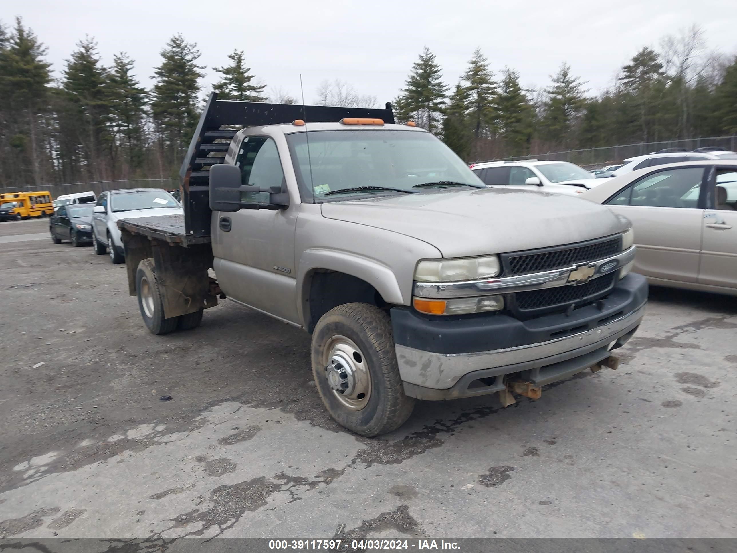 CHEVROLET SILVERADO 2002 1gcjk34g72e127857