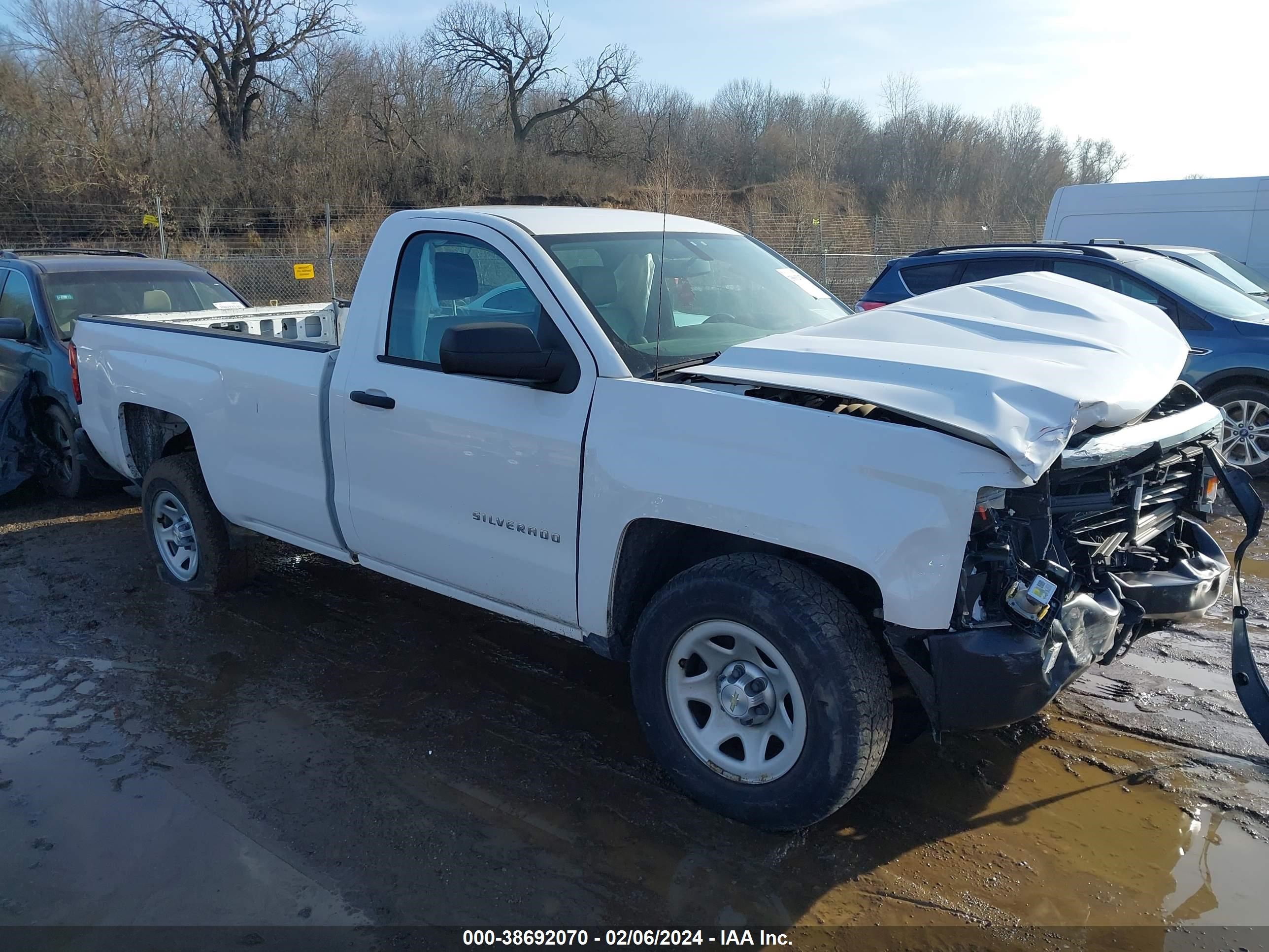 CHEVROLET SILVERADO 2018 1gcncneh1jz145358