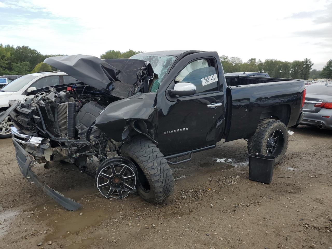 CHEVROLET SILVERADO 2011 1gcncpe09bz458682