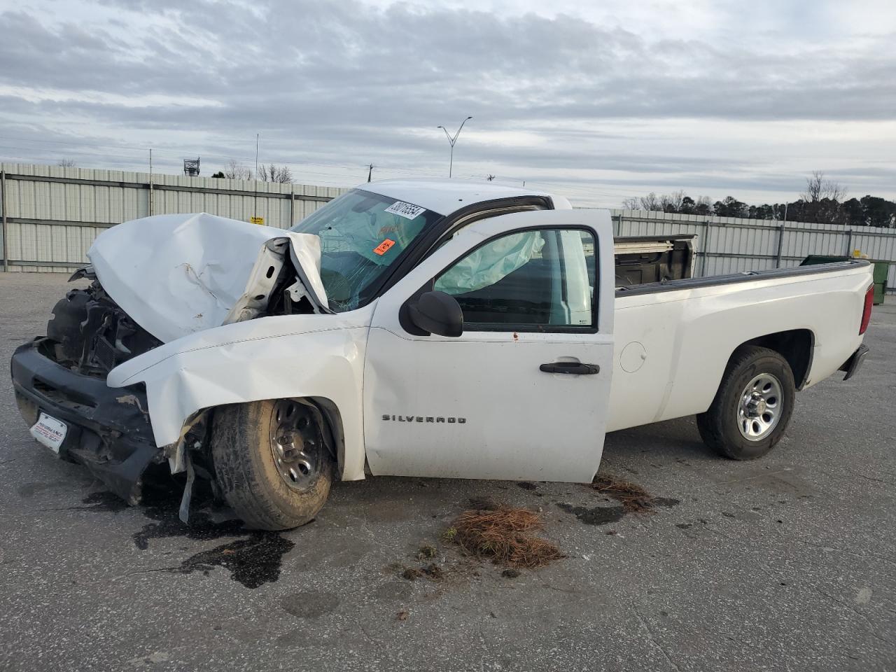 CHEVROLET SILVERADO 2011 1gcncpea5bz327046