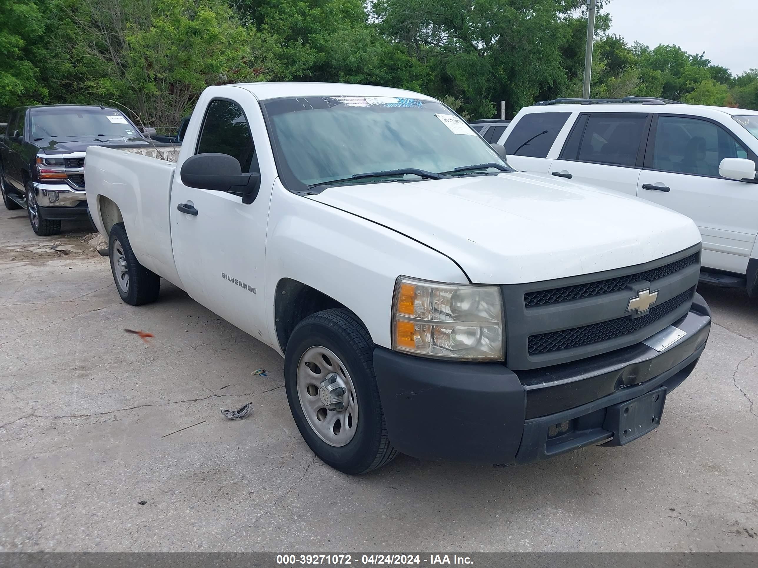 CHEVROLET SILVERADO 2011 1gcncpex9bz133611