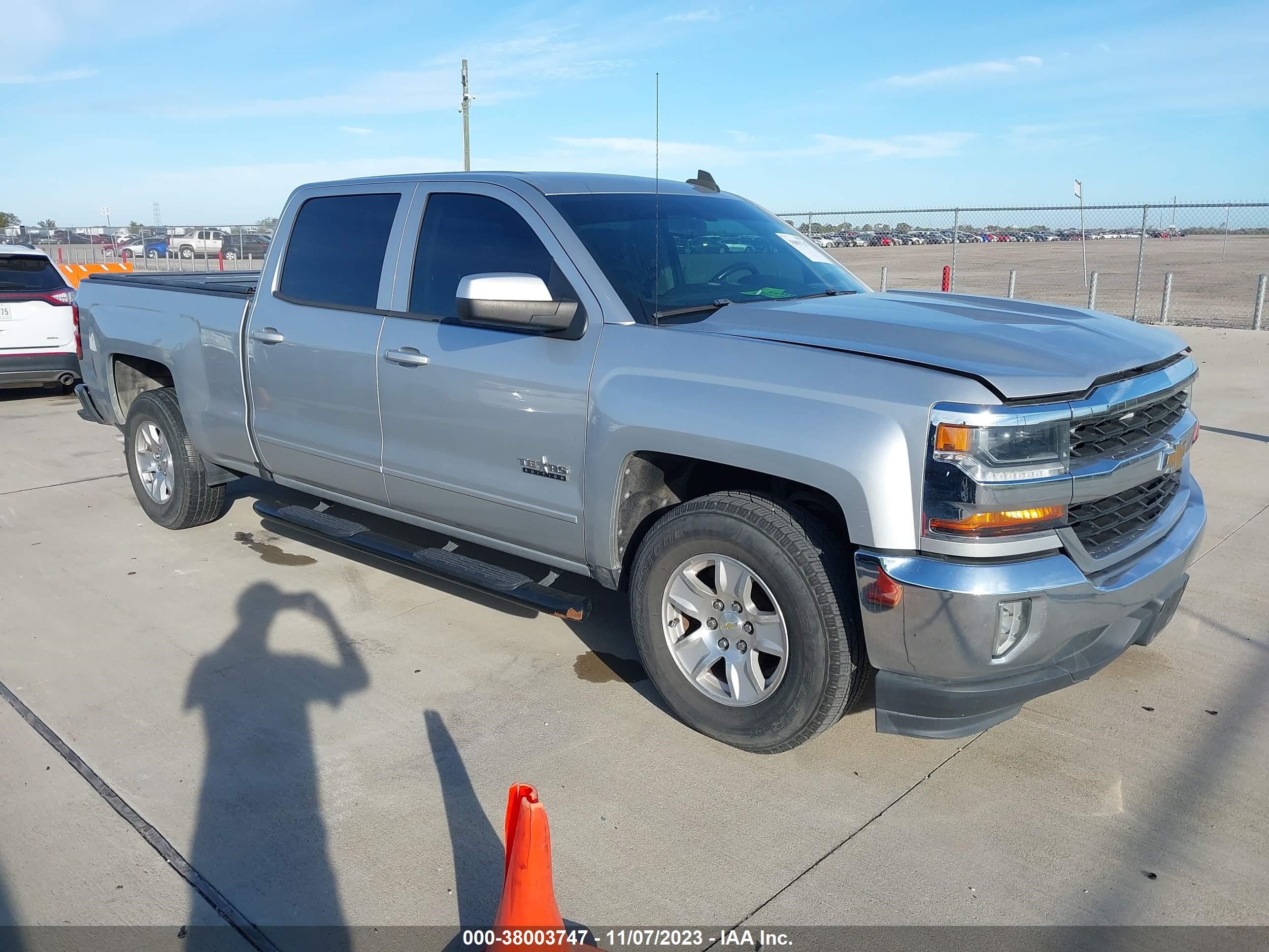 CHEVROLET SILVERADO 2017 1gcpcrec6hf130791