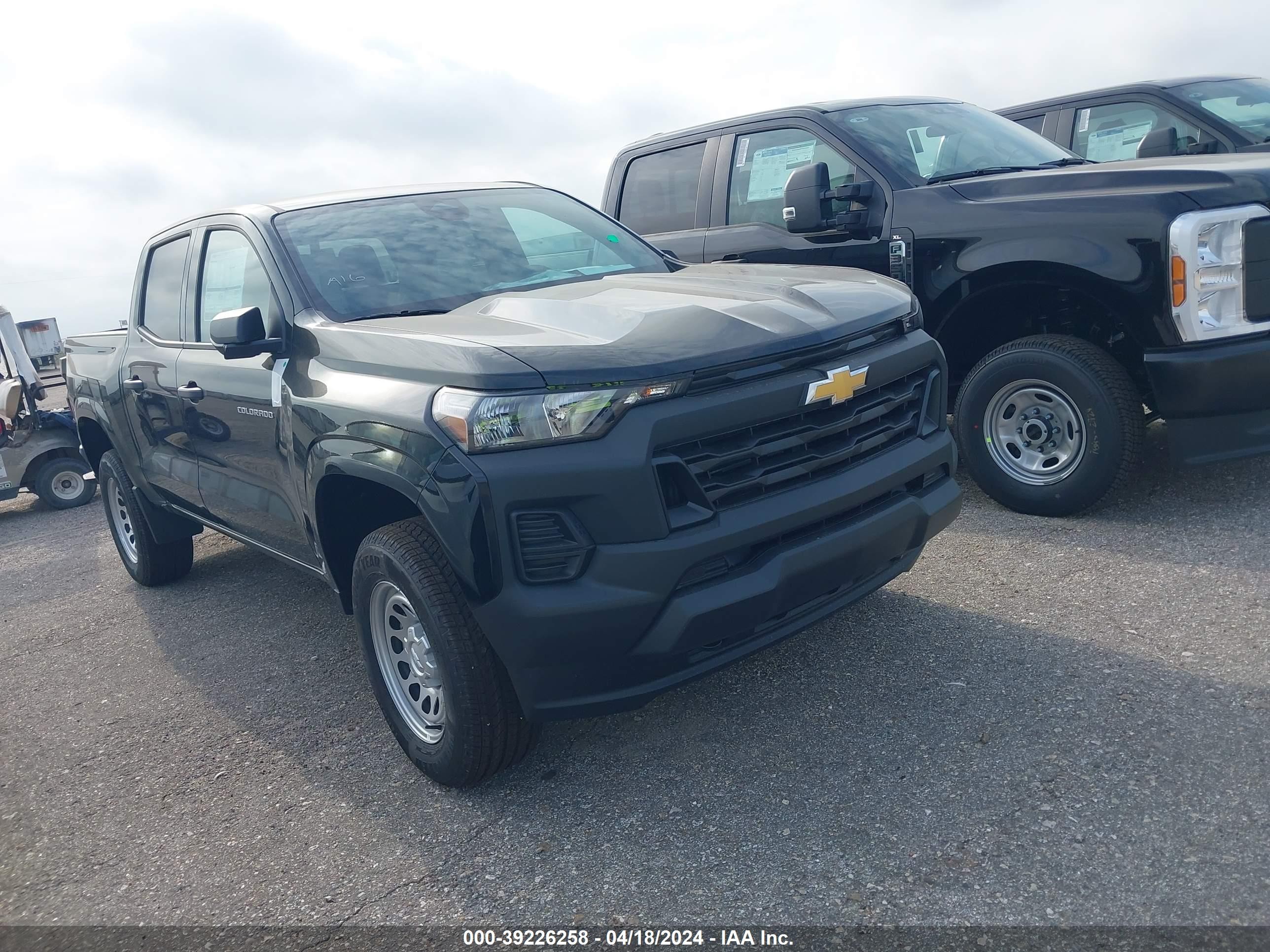 CHEVROLET COLORADO 2024 1gcptbek6r1124471