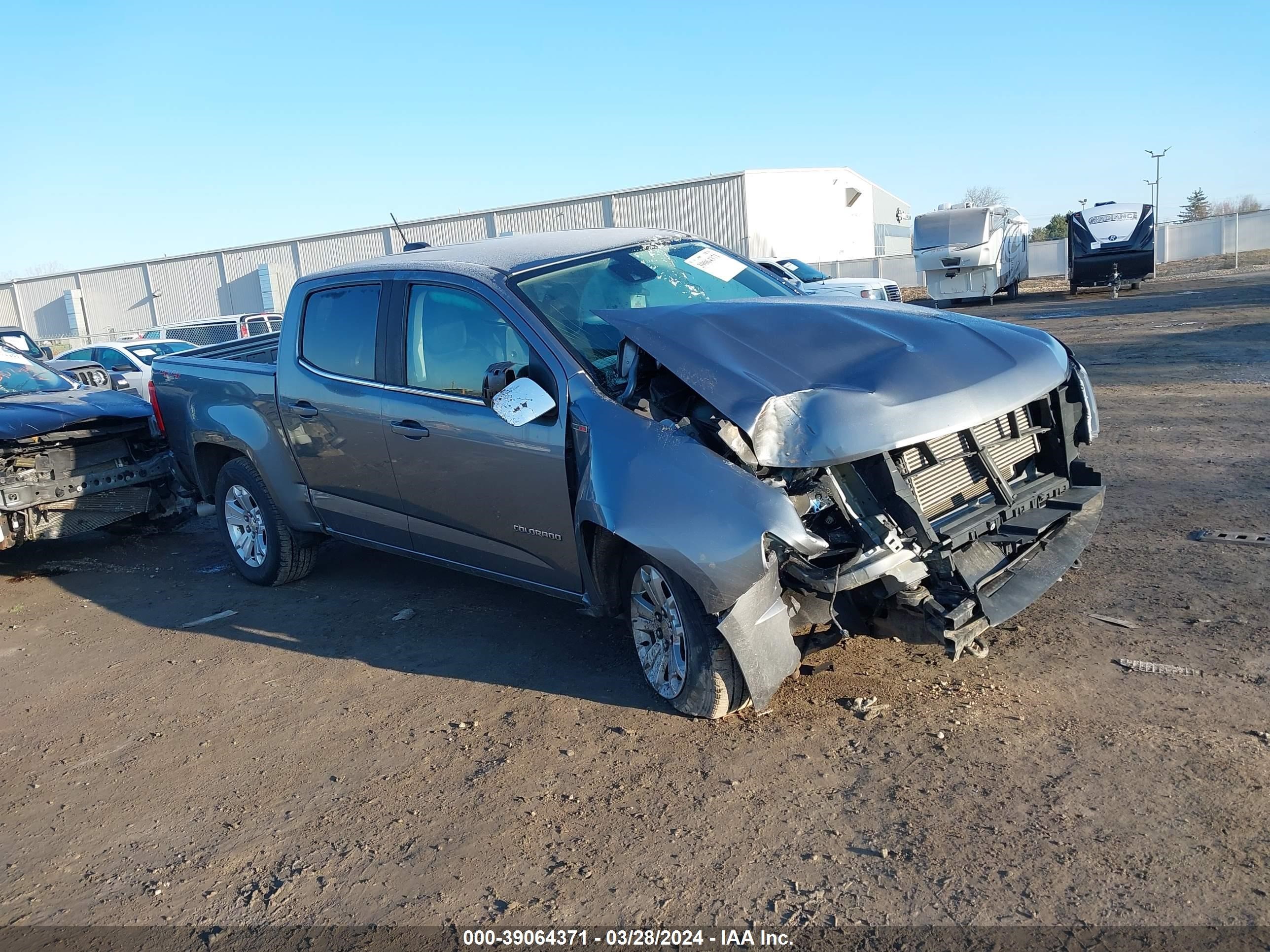 CHEVROLET COLORADO 2018 1gcptce10j1178219