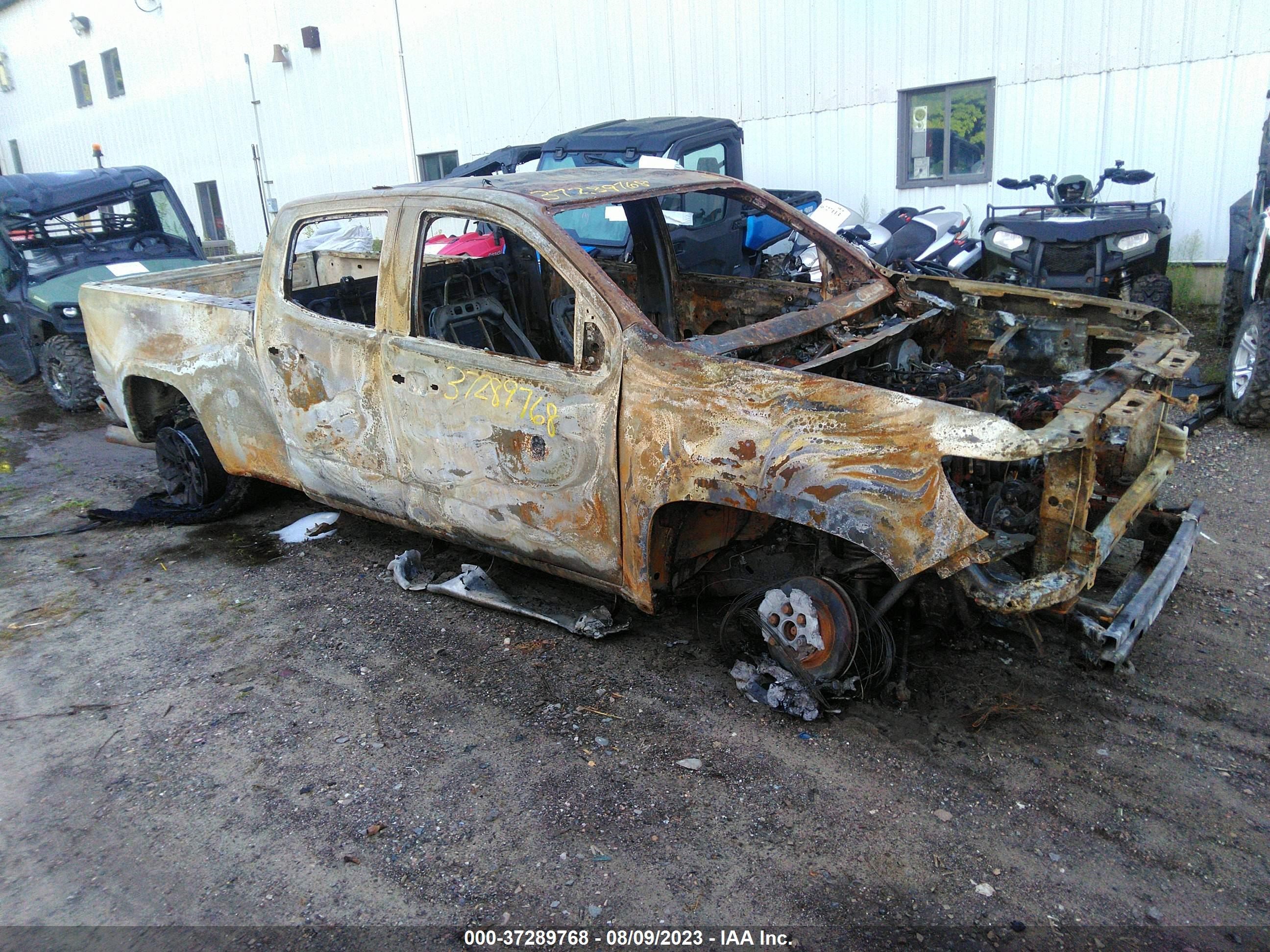 CHEVROLET COLORADO 2016 1gcptce14g1264514