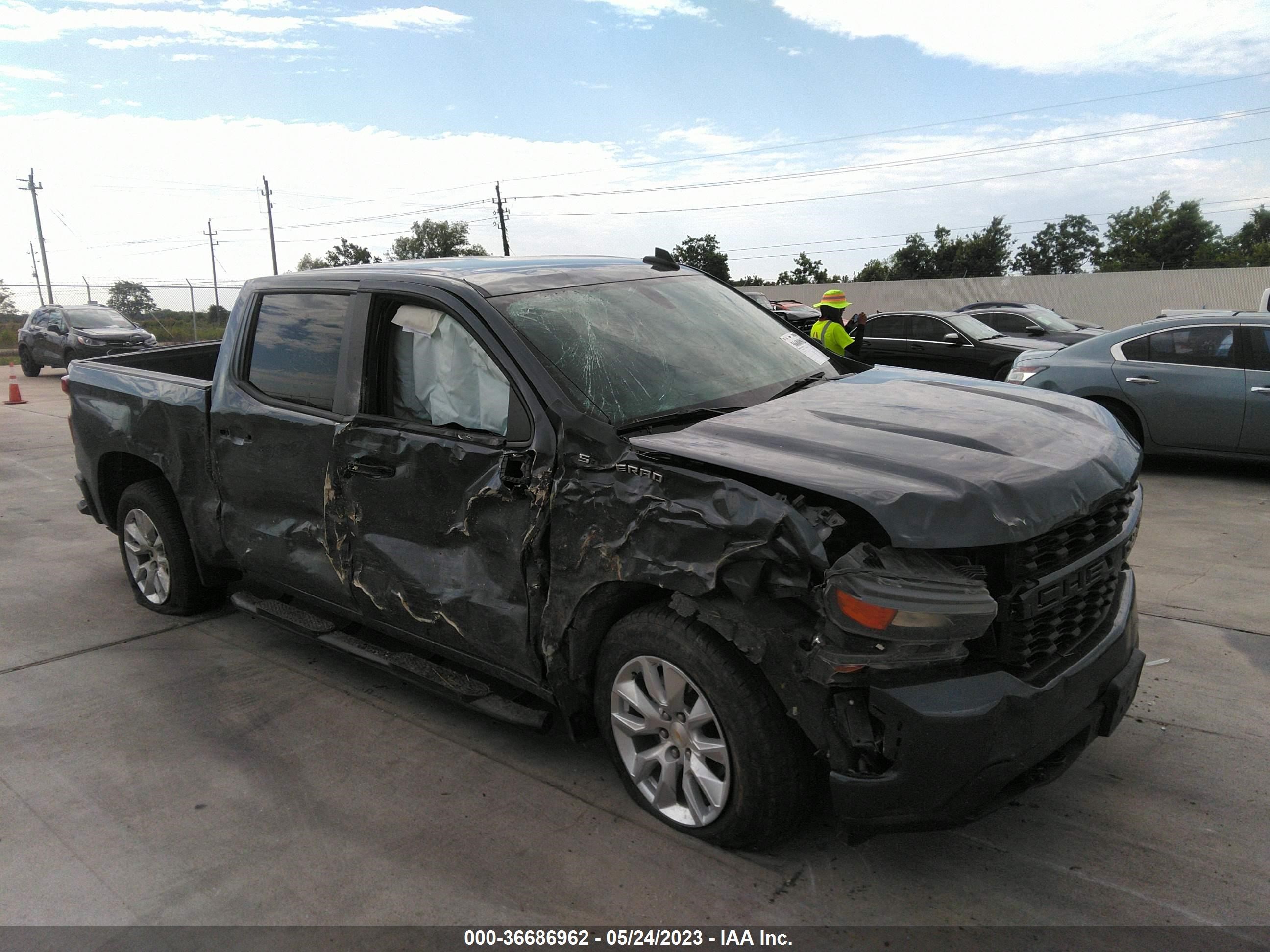 CHEVROLET SILVERADO 2022 1gcpwbekxnz136576