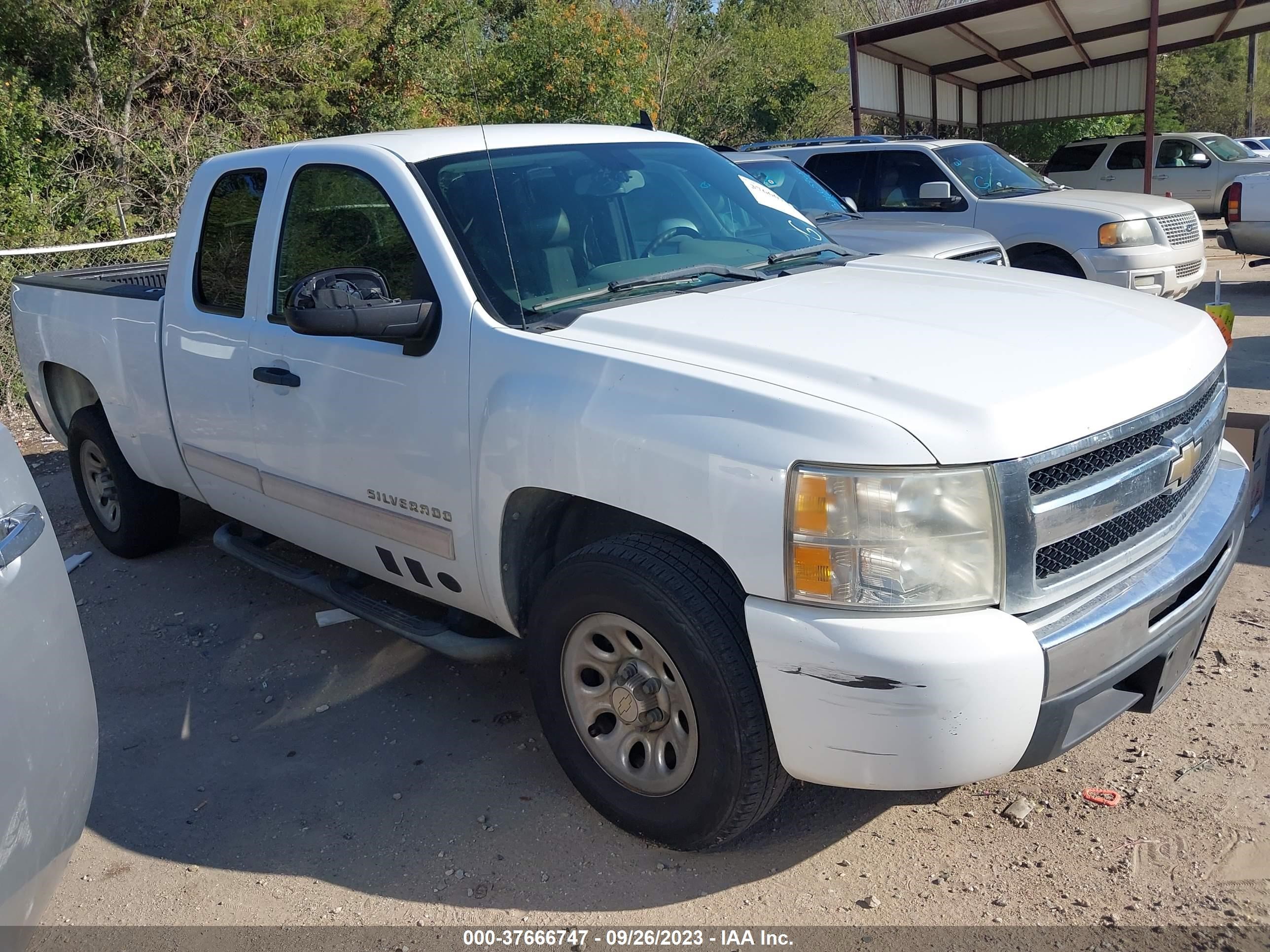 CHEVROLET SILVERADO 2011 1gcrcreaxbz222094