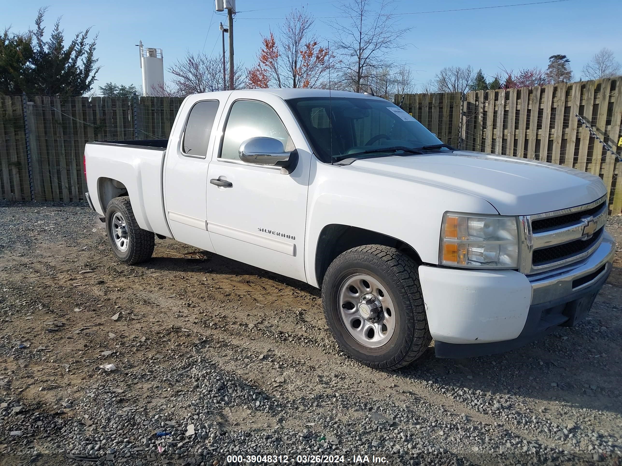 CHEVROLET SILVERADO 2011 1gcrcreaxbz352957