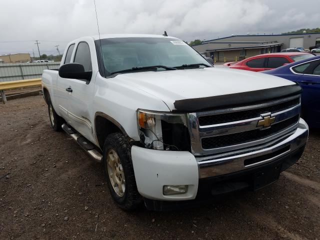 CHEVROLET SILVERADO 2011 1gcrcse00bz296655