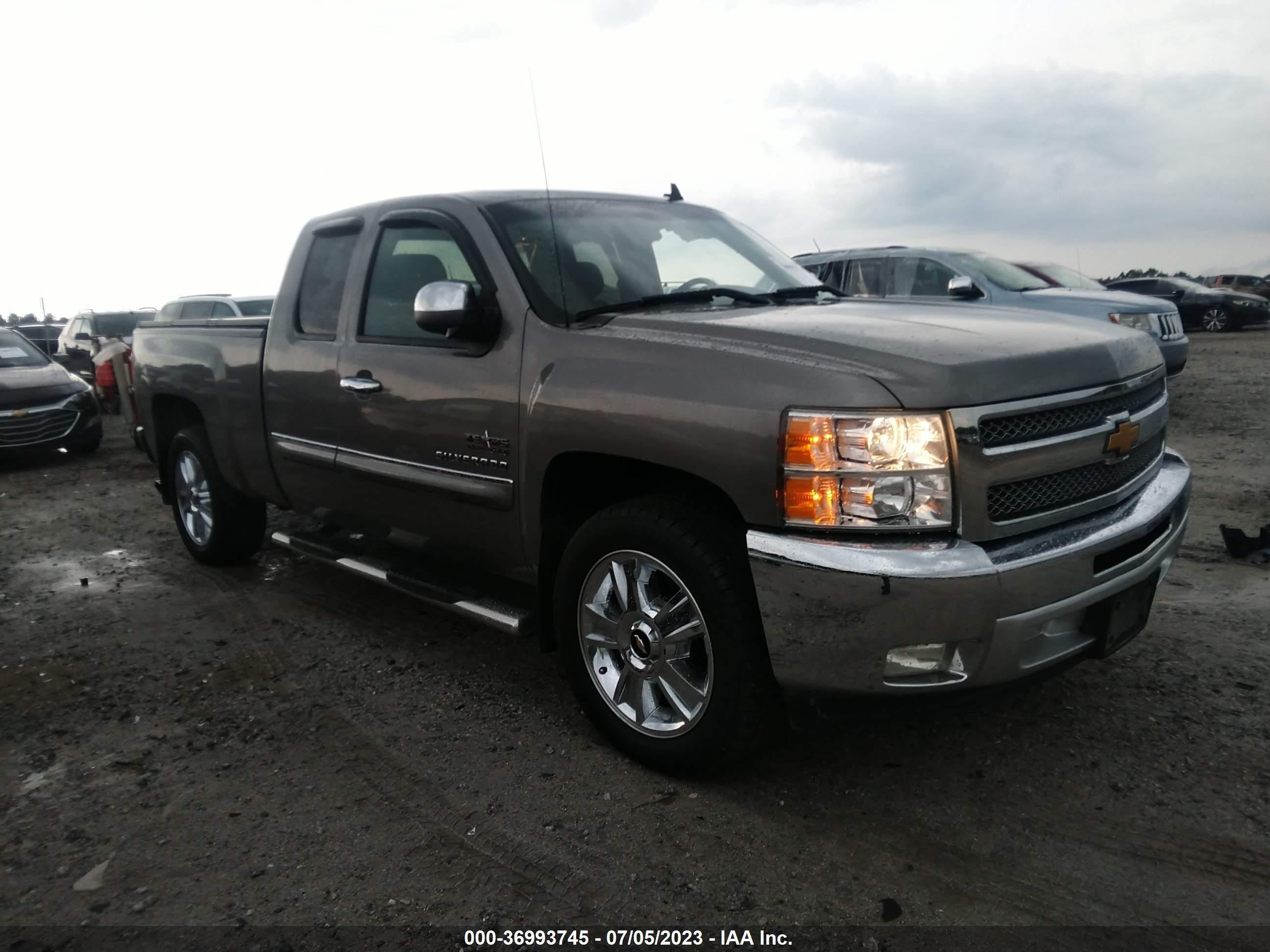 CHEVROLET SILVERADO 2013 1gcrcse00dz281625